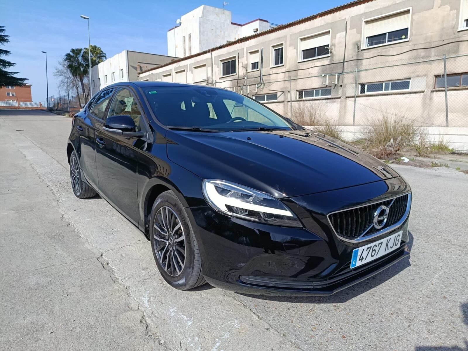 VOLVO V40 2.0 D2