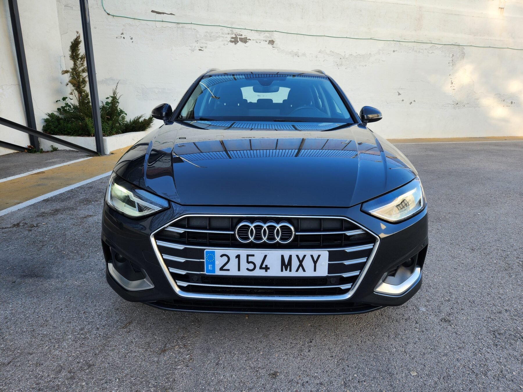 AUDI A4 AVANT 30 TDI S TRONIC