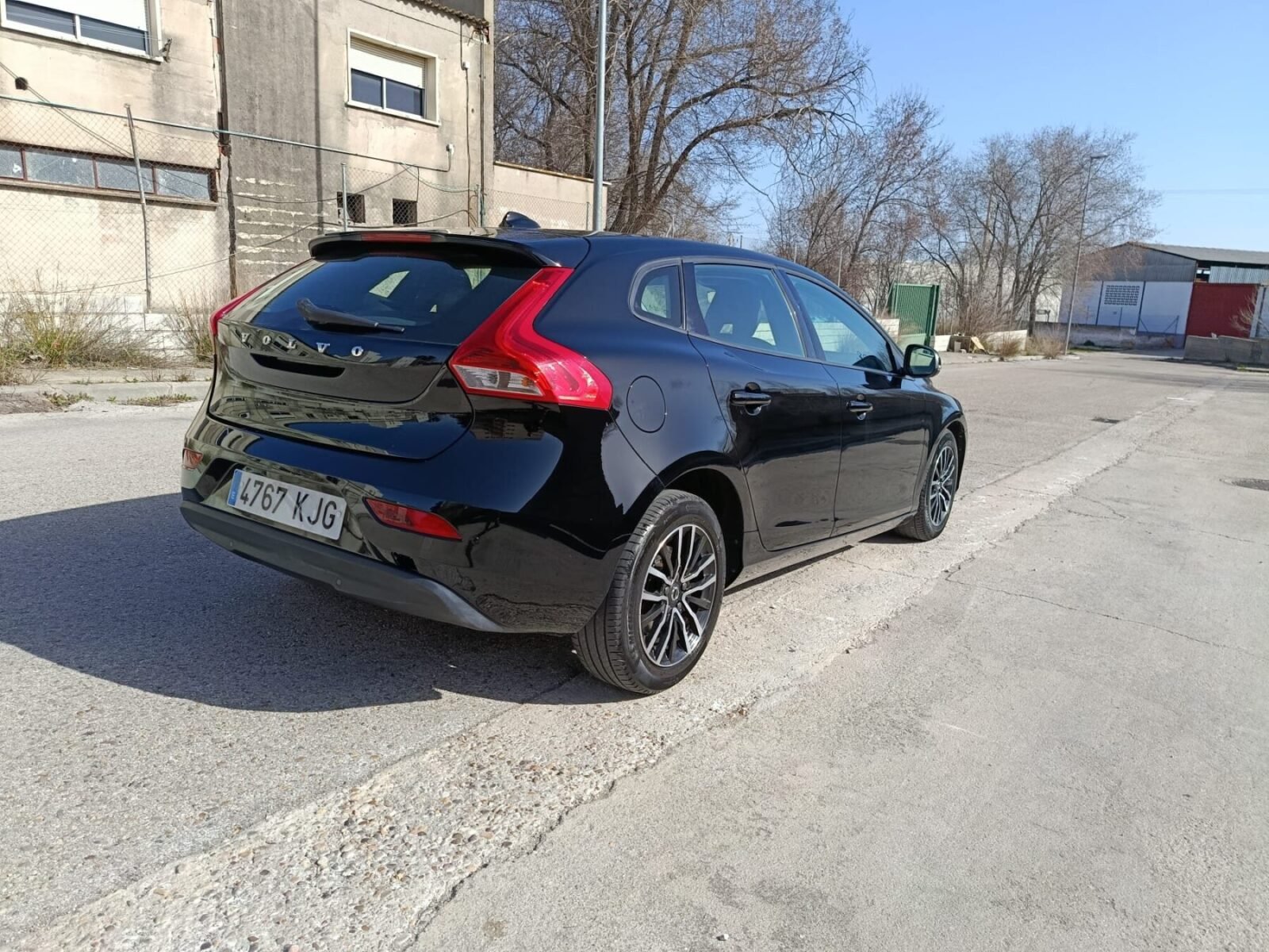 VOLVO V40 2.0 D2