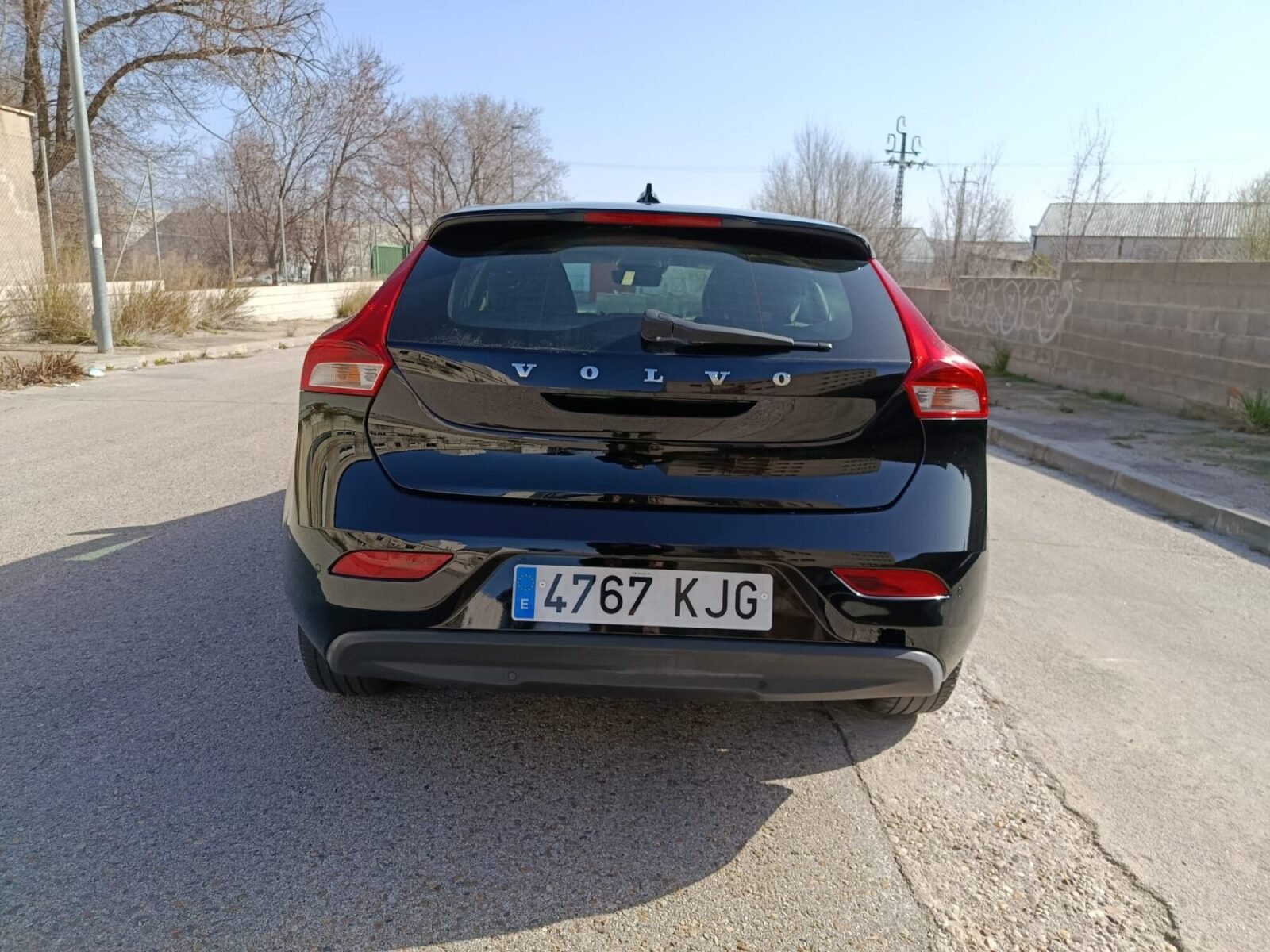 VOLVO V40 2.0 D2