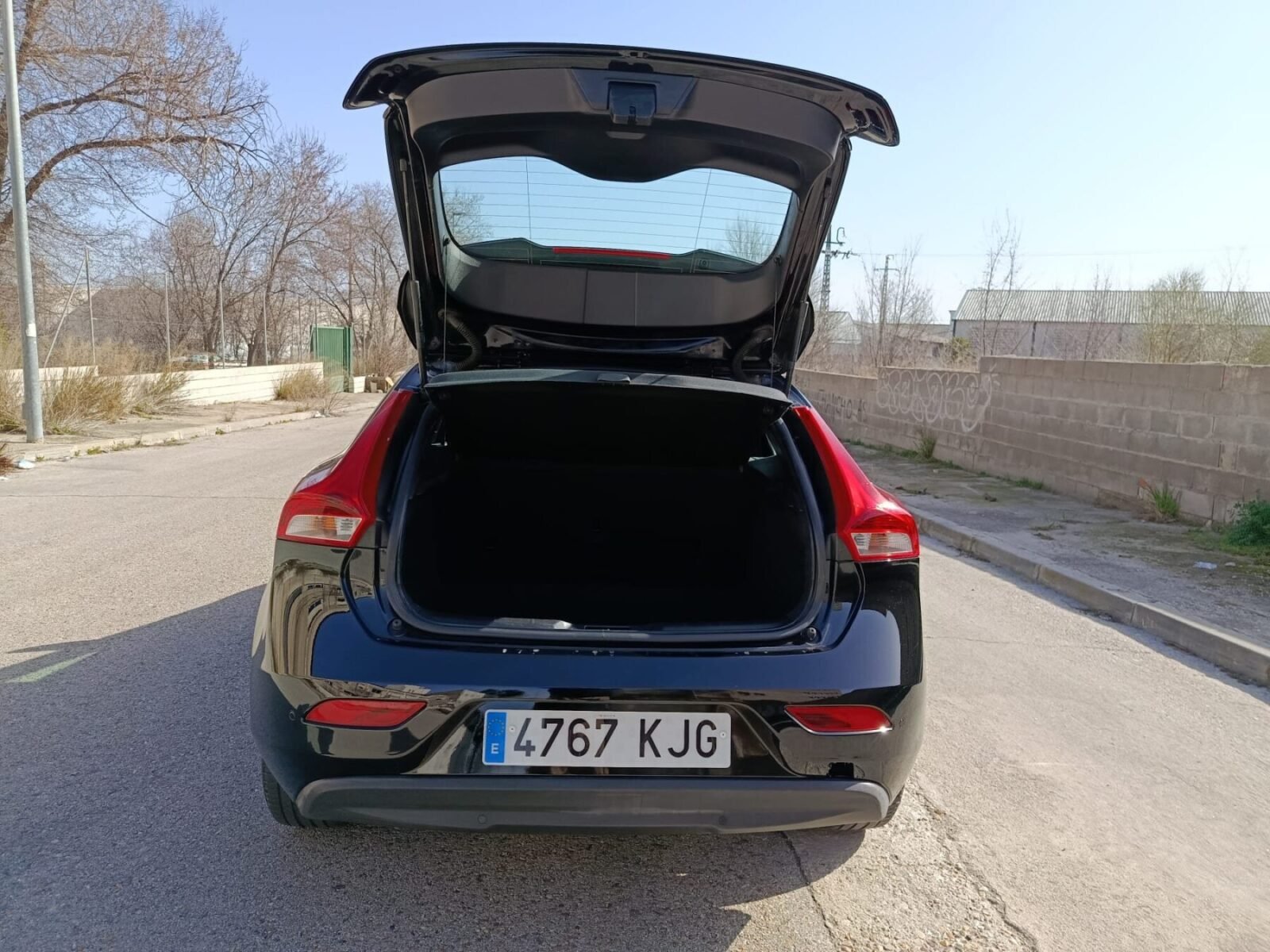 VOLVO V40 2.0 D2