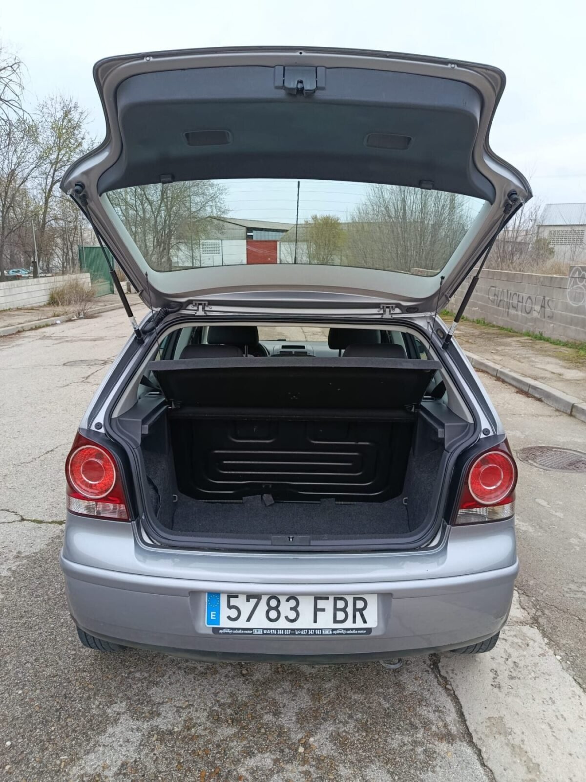 VOLKSWAGEN POLO  1.4 Advance