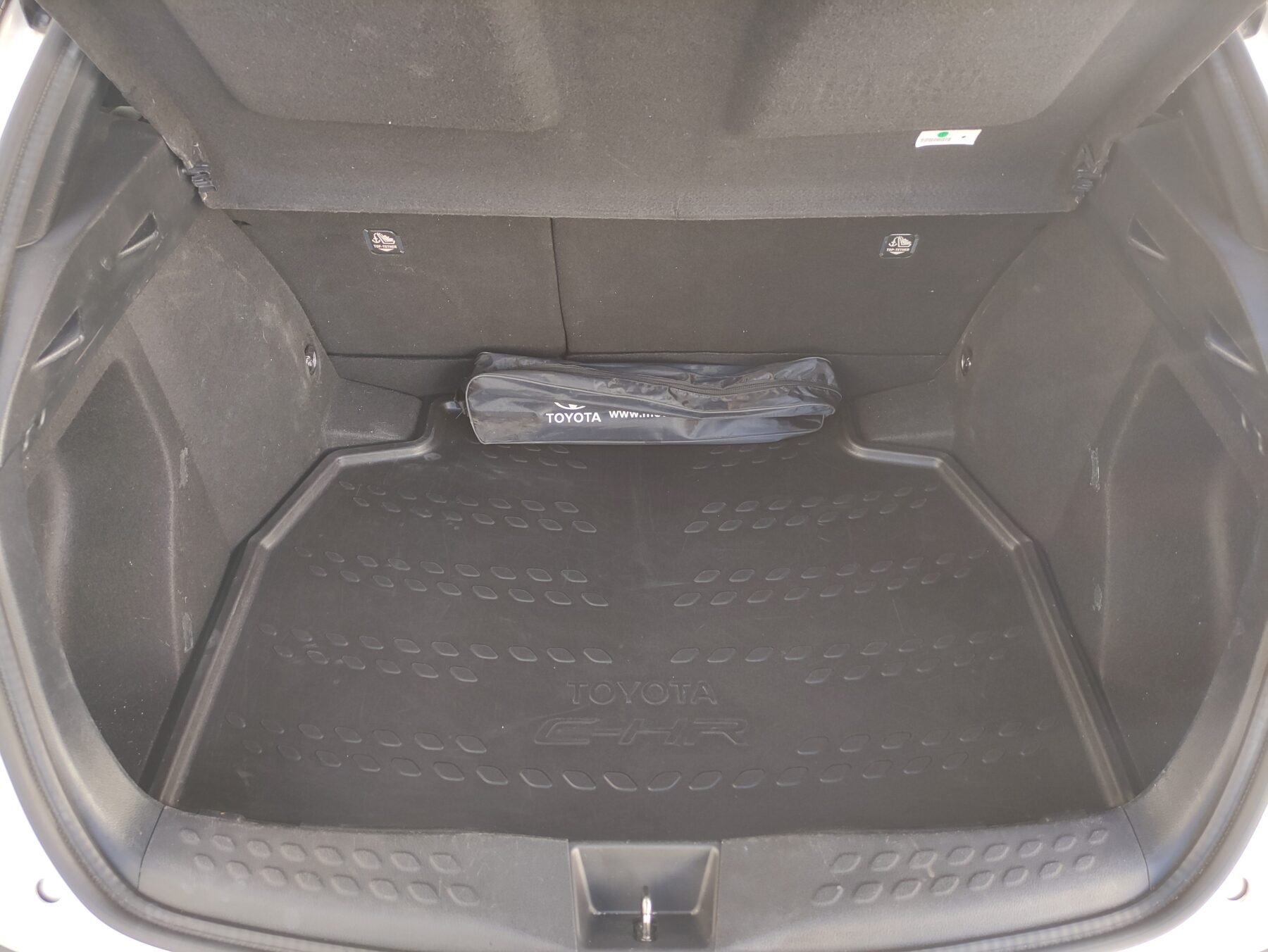 TOYOTA C-HR 1.8 125H Advance