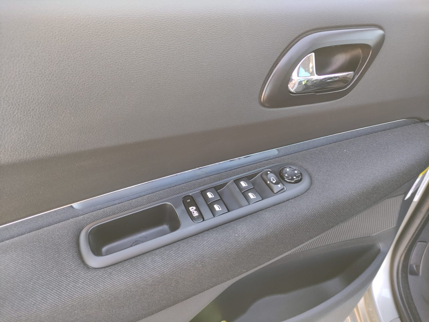 PEUGEOT 5008 Sport pack 