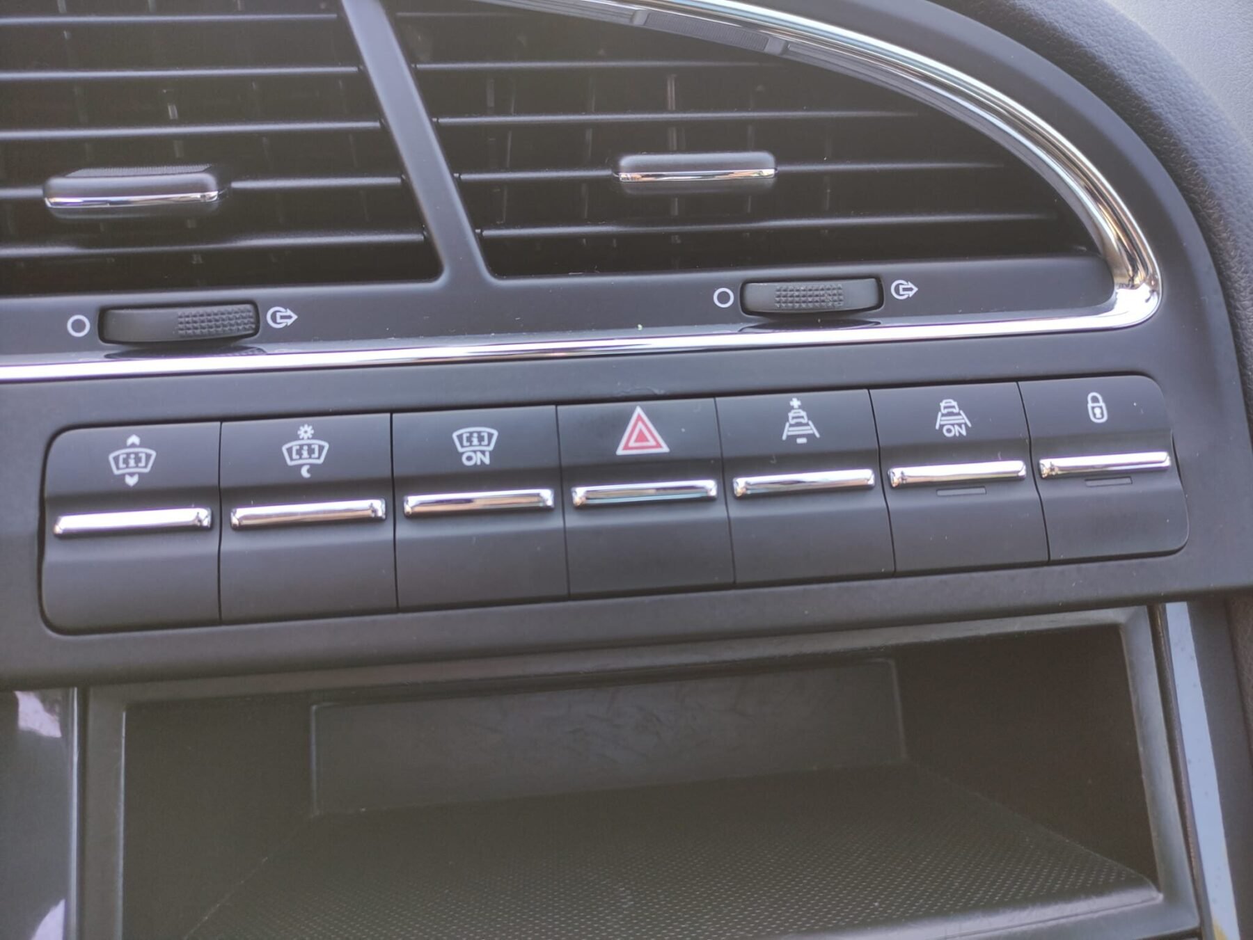 PEUGEOT 5008 Sport pack 