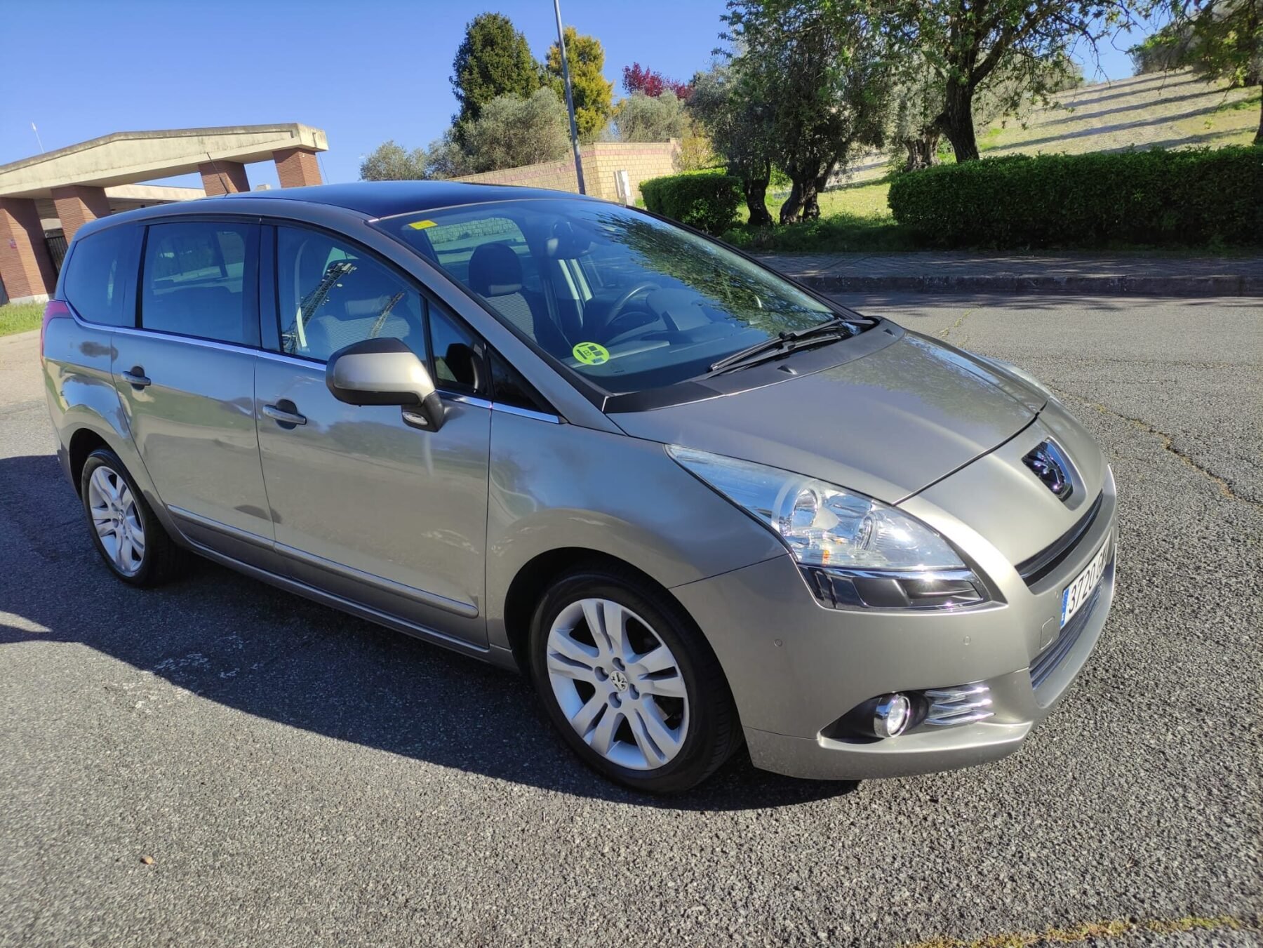 PEUGEOT 5008 Sport pack 