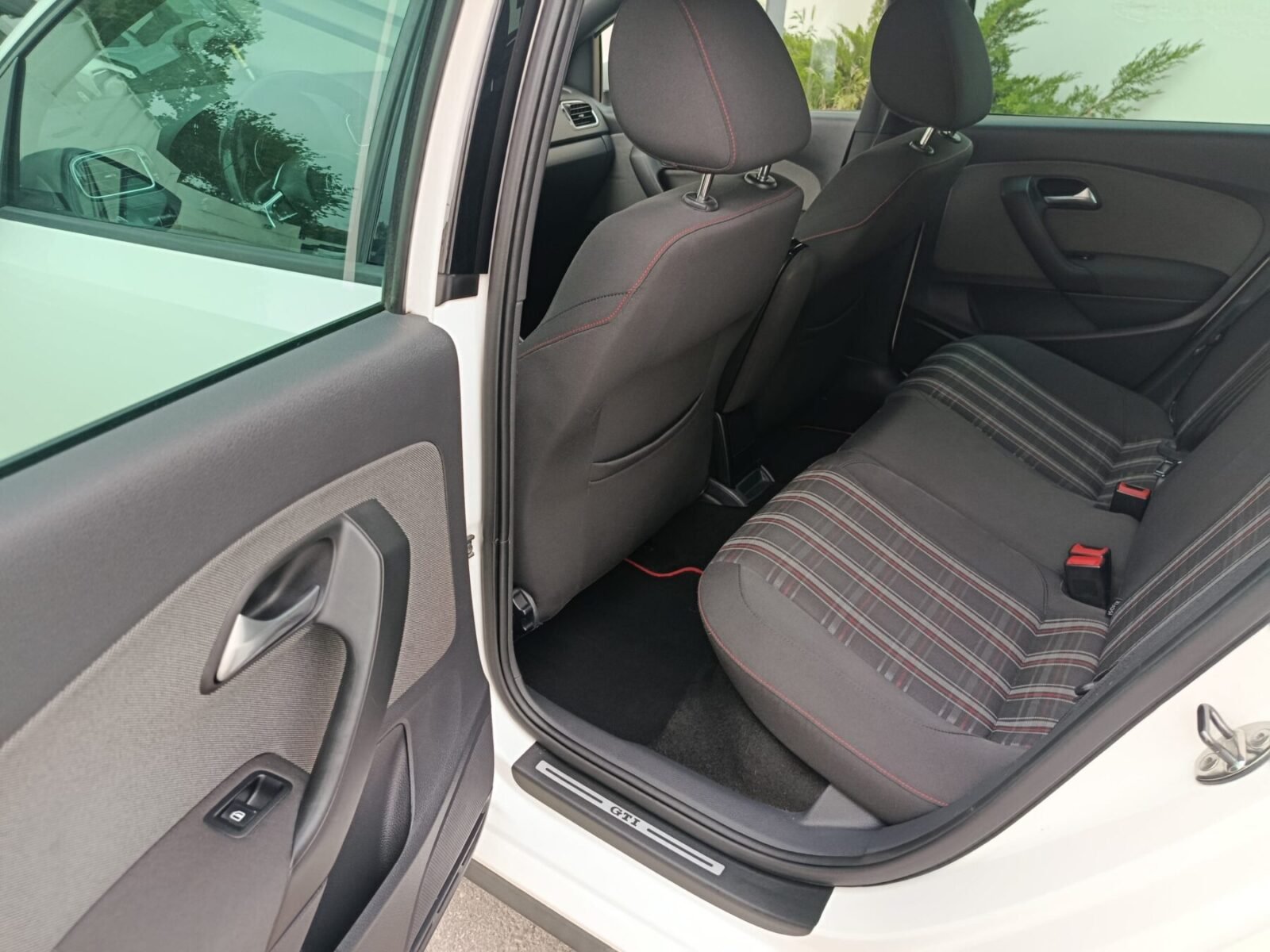 VOLKSWAGEN POLO 1.4 TSI DSG GTI