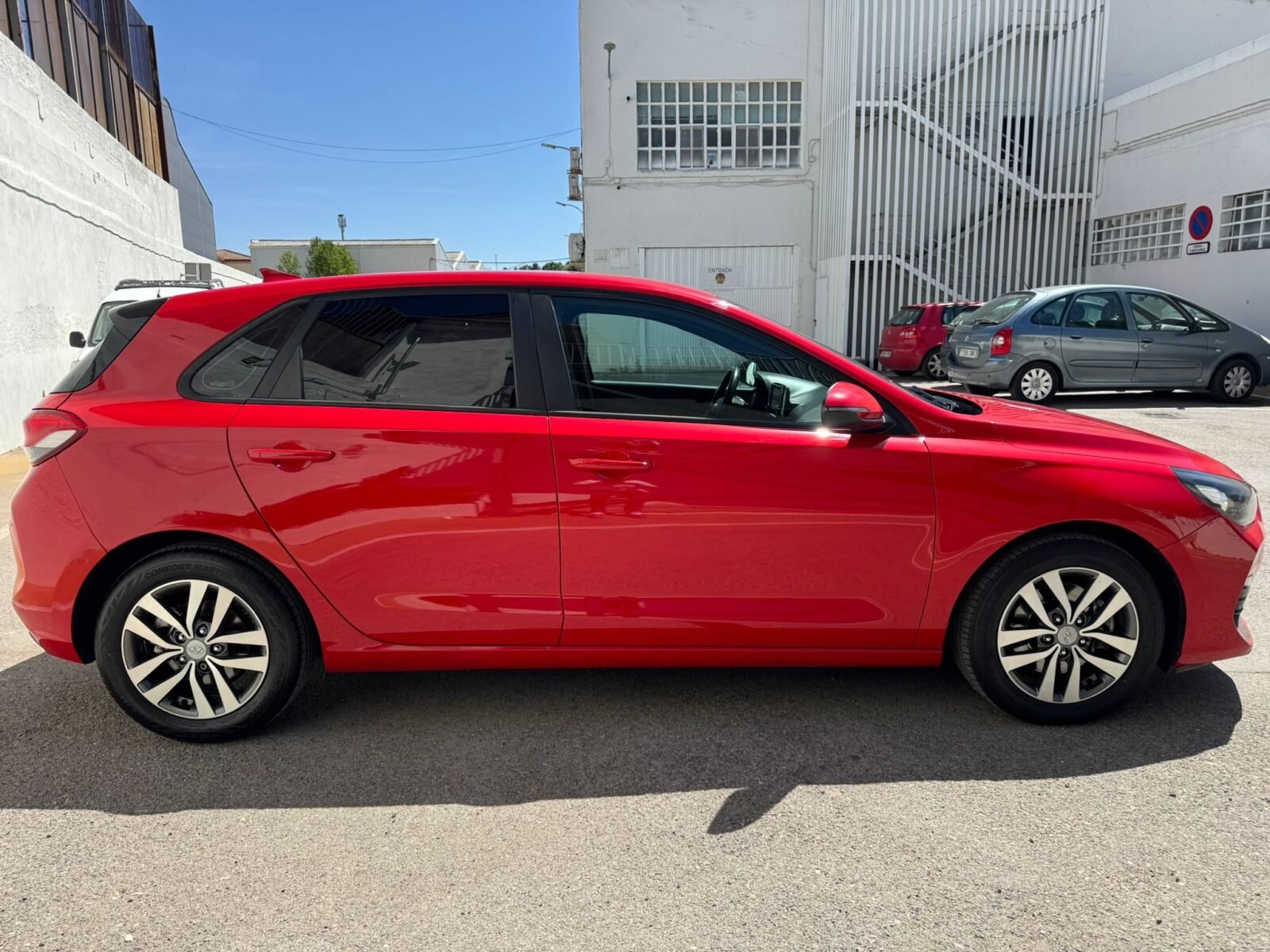 HYUNDAI Tecno