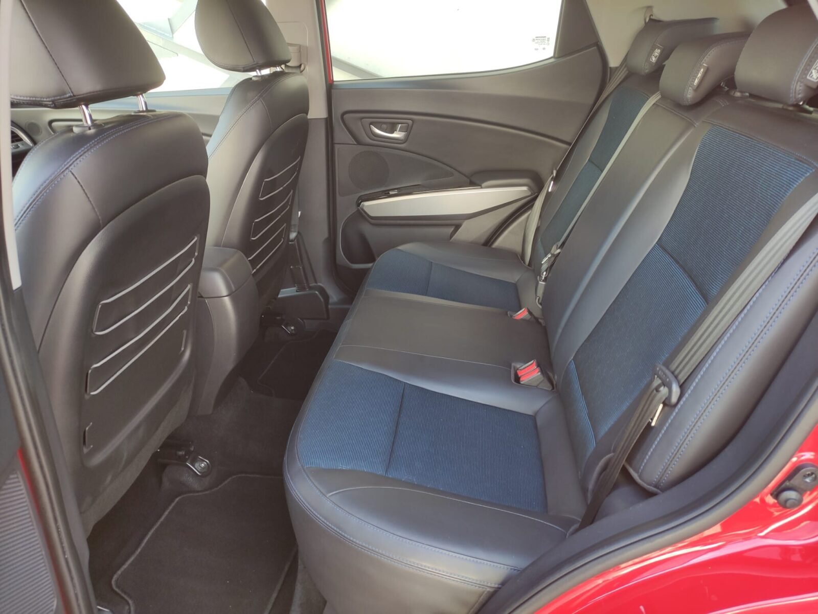 SSANGYONG TIVOLI G16 LIMITED 4X2