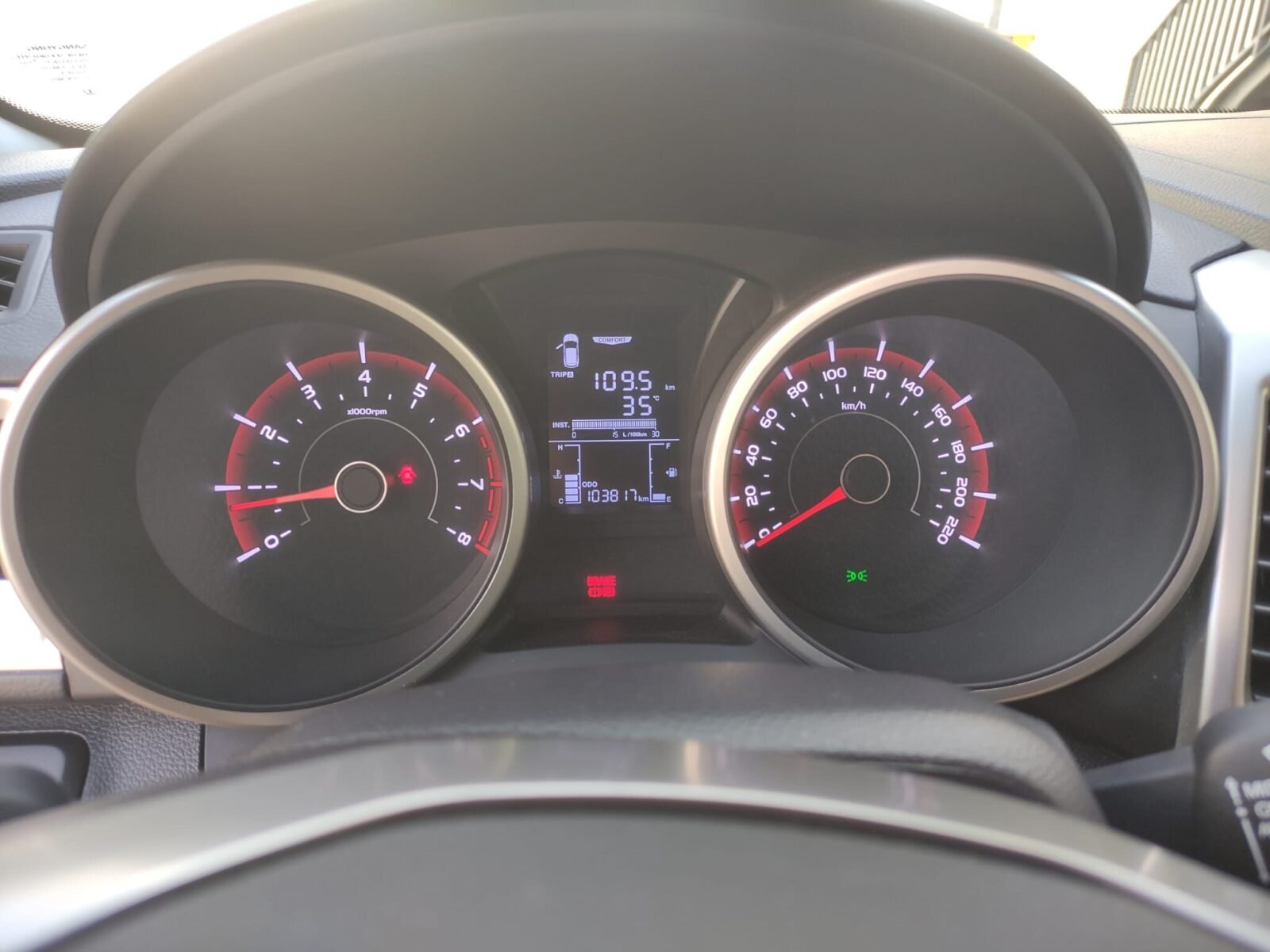 SSANGYONG TIVOLI G16 LIMITED 4X2