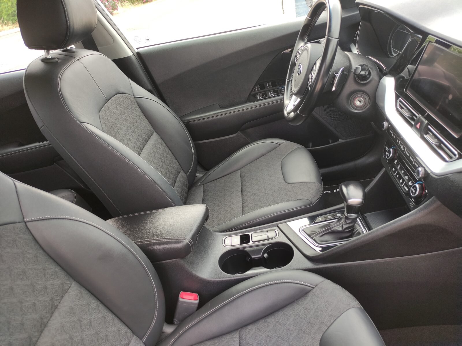 KIA Niro 1.6 GDI PHEV Drive