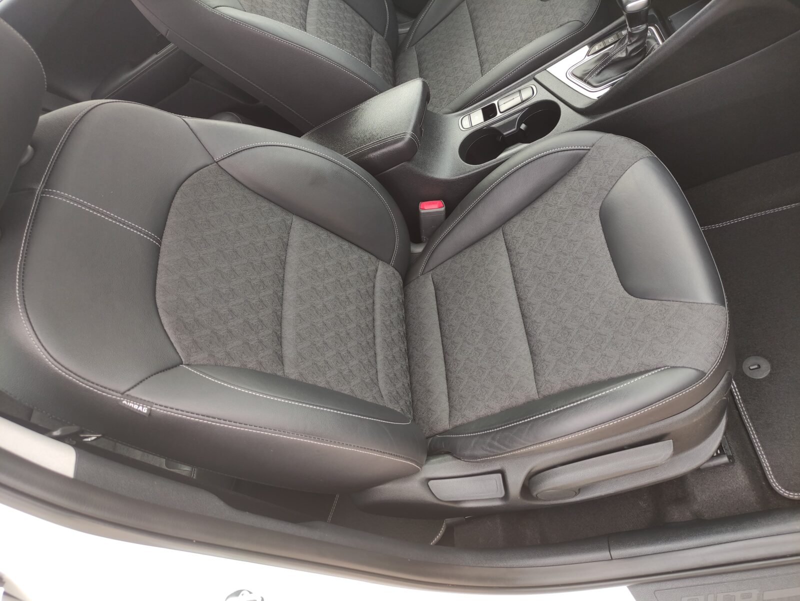 KIA Niro 1.6 GDI PHEV Drive