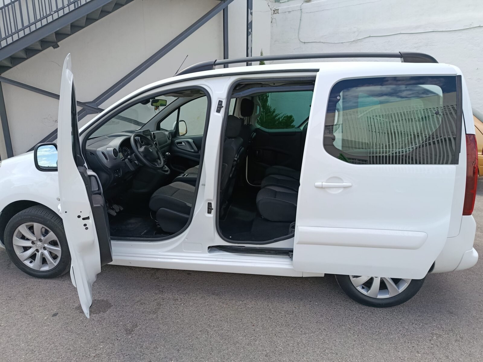 PEUGEOT partner tepee 1.6 bluehdi