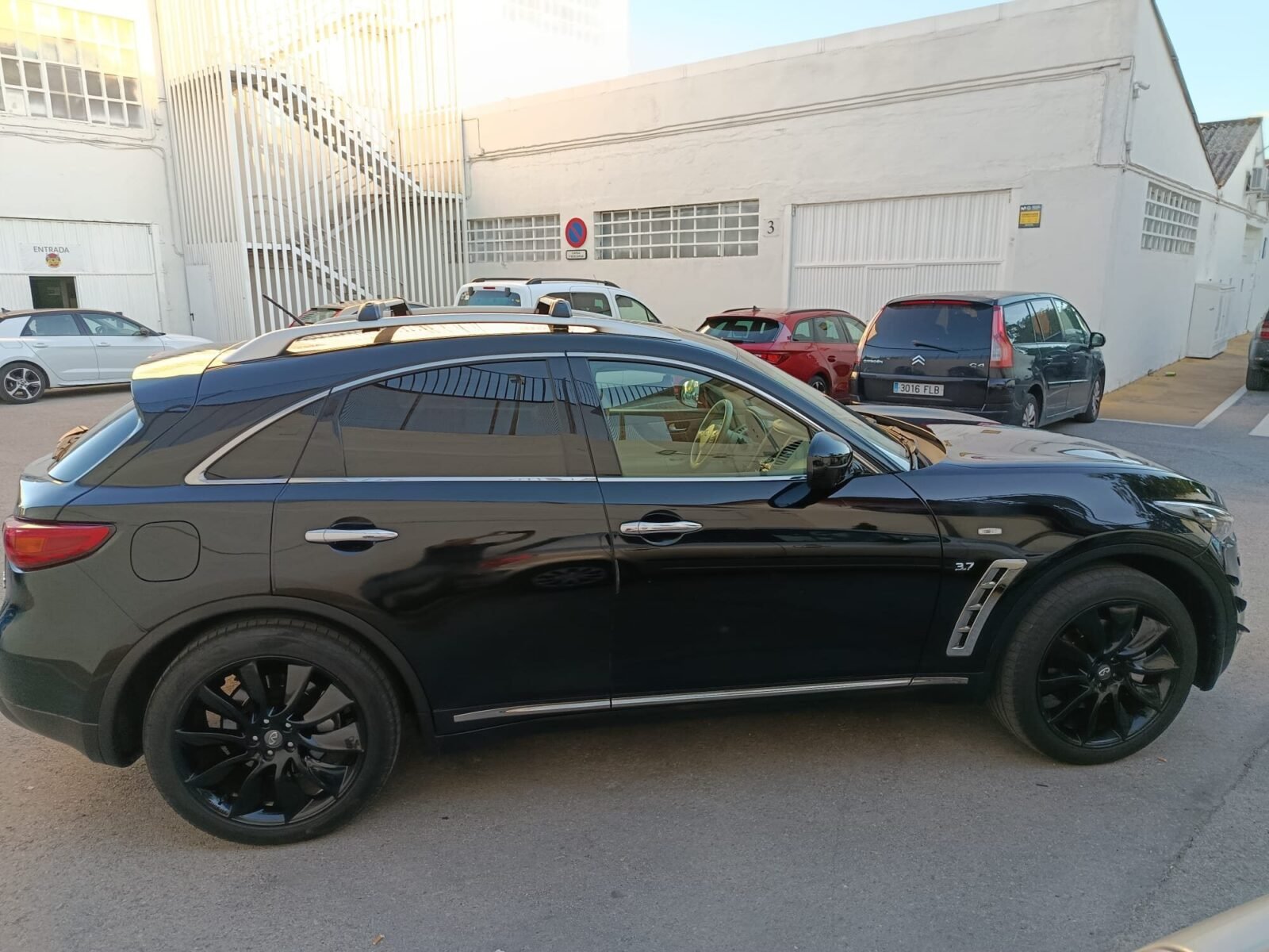 INFINITI QX70 PREMIUM