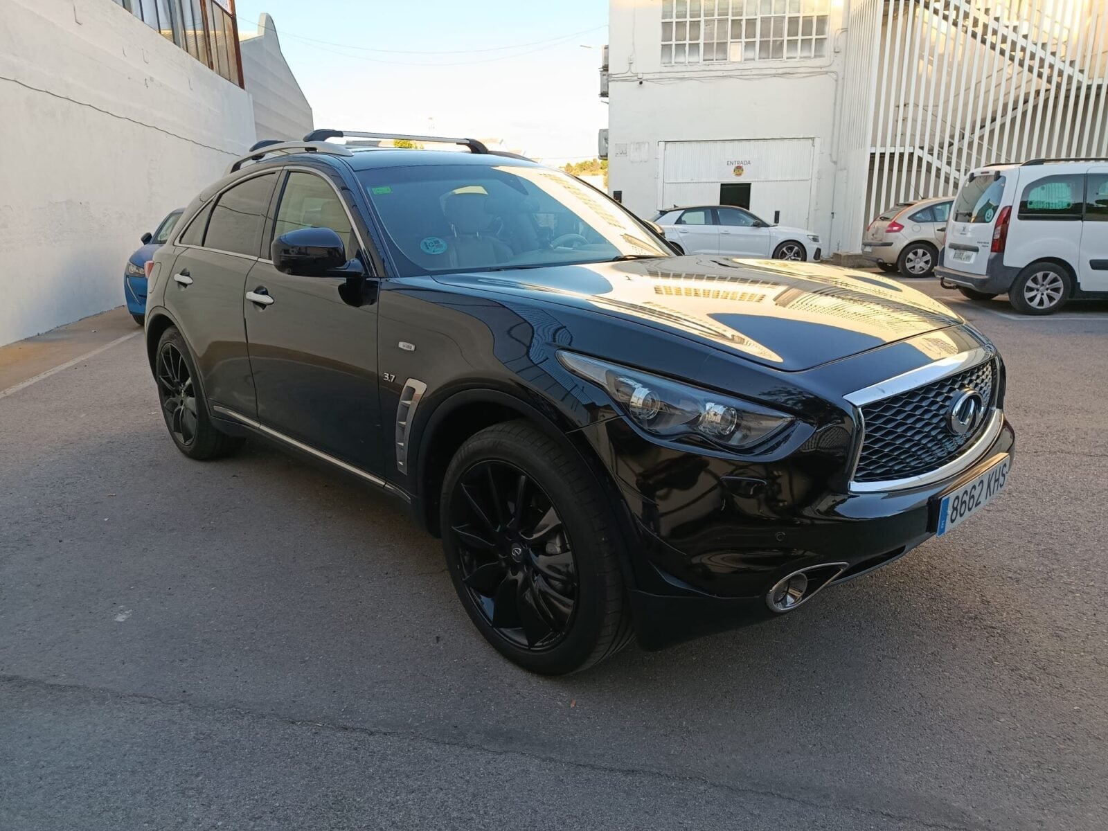 INFINITI QX70 PREMIUM