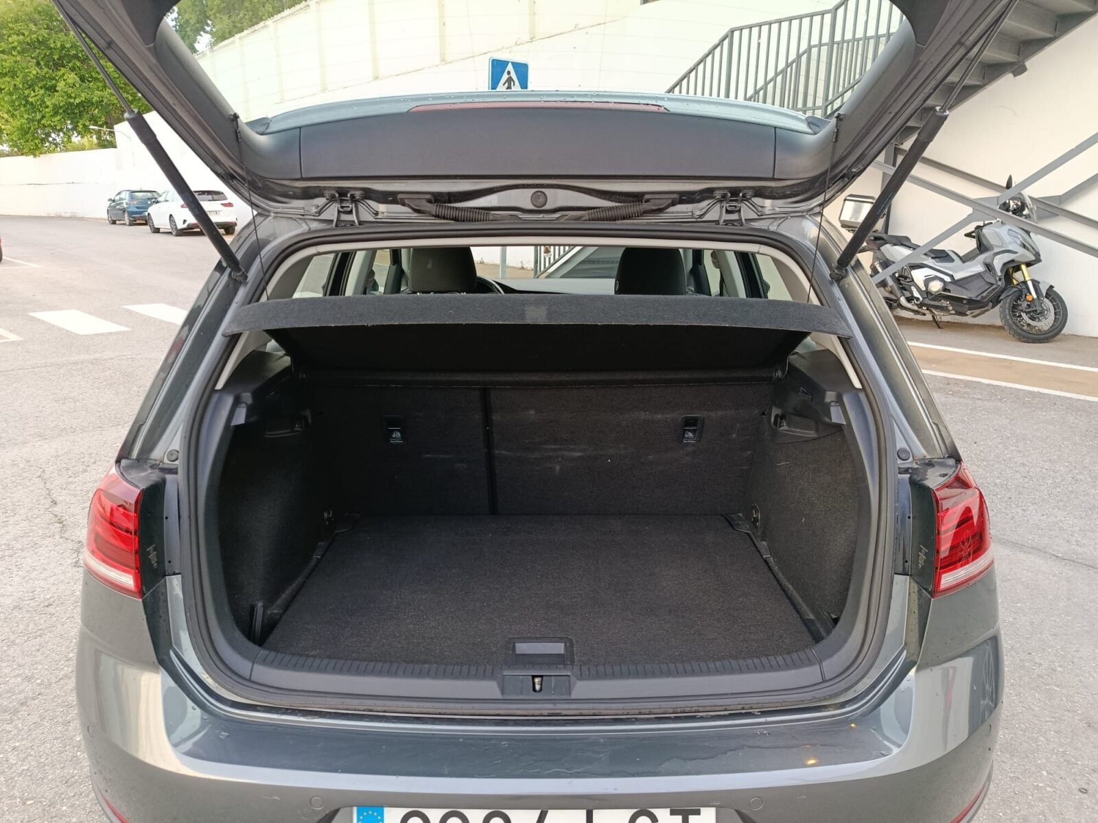 VOLKSWAGEN GOLF Last Edition 