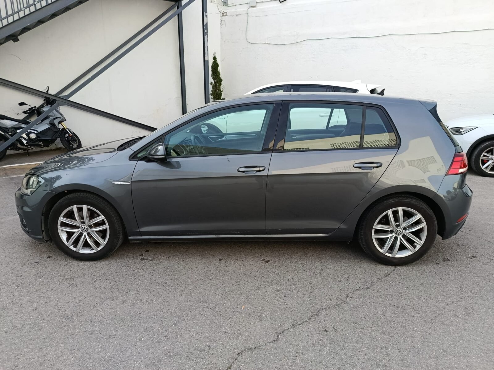 VOLKSWAGEN GOLF Last Edition 
