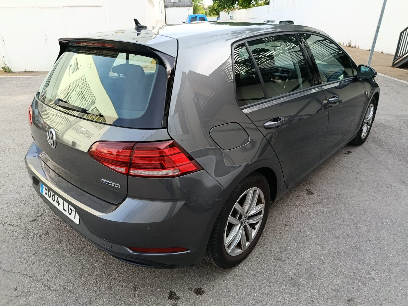 VOLKSWAGEN GOLF Last Edition 