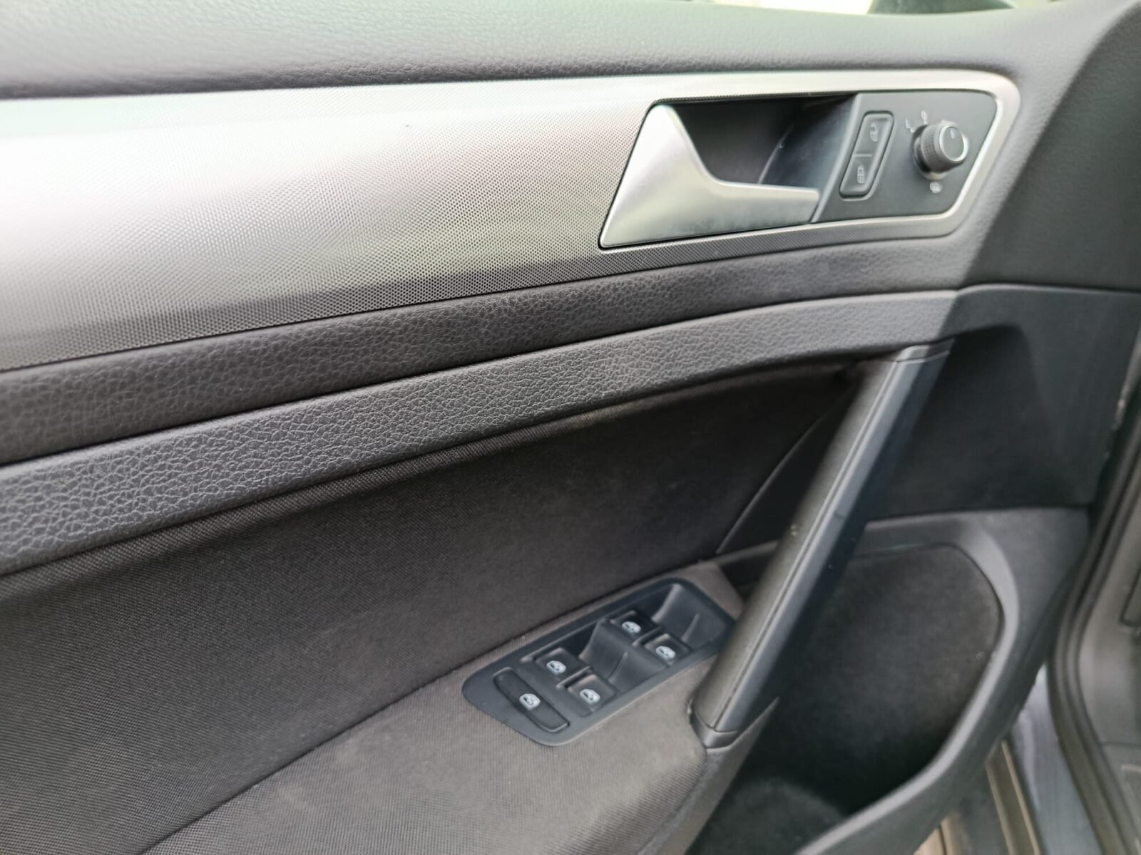 VOLKSWAGEN GOLF Last Edition 