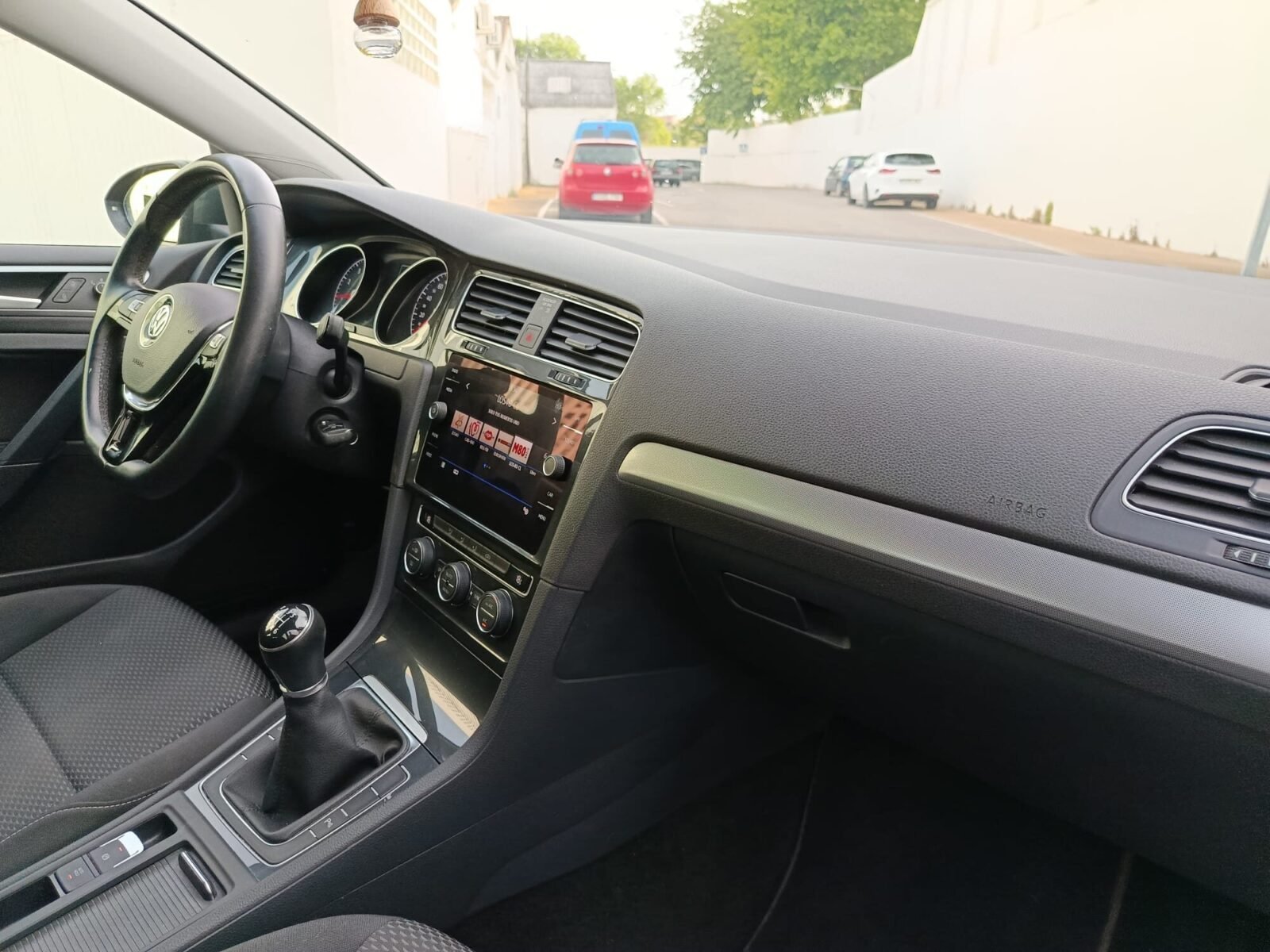 VOLKSWAGEN GOLF Last Edition 