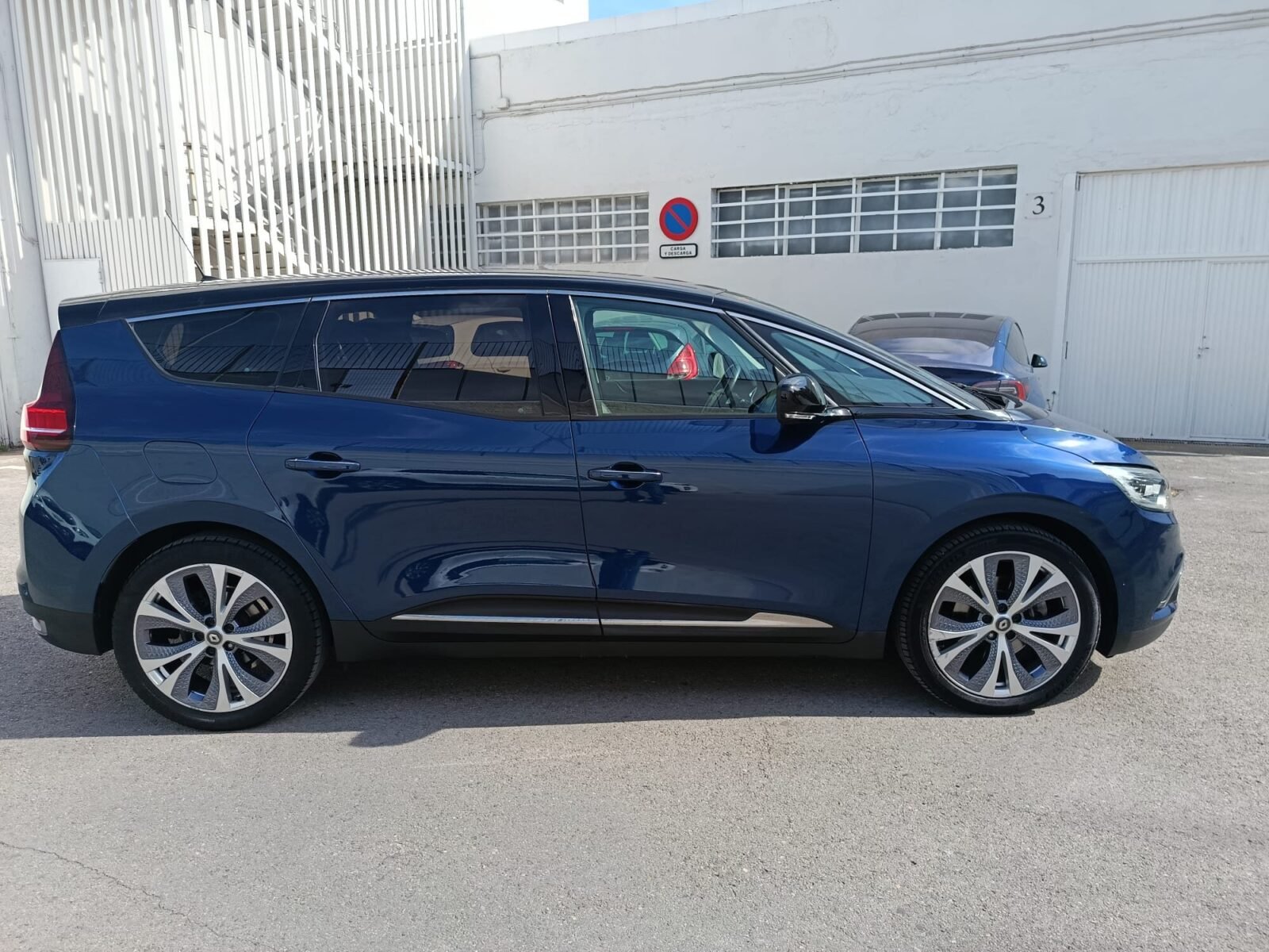 RENAULT GRAN SCENIC Zen 