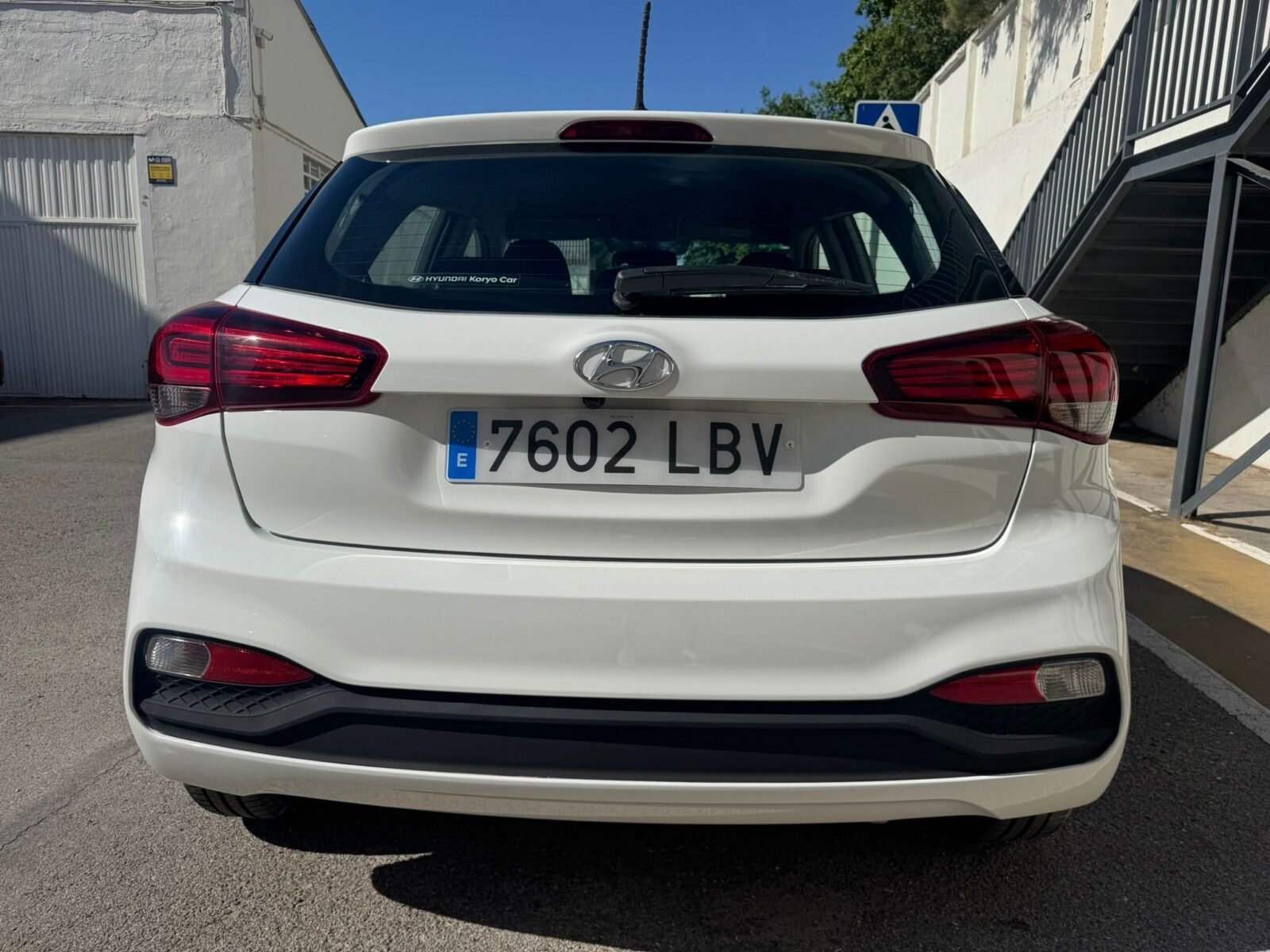 HYUNDAI I20 Essence