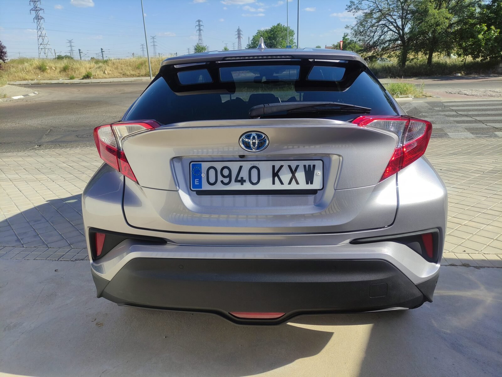 TOYOTA C-HR Advance