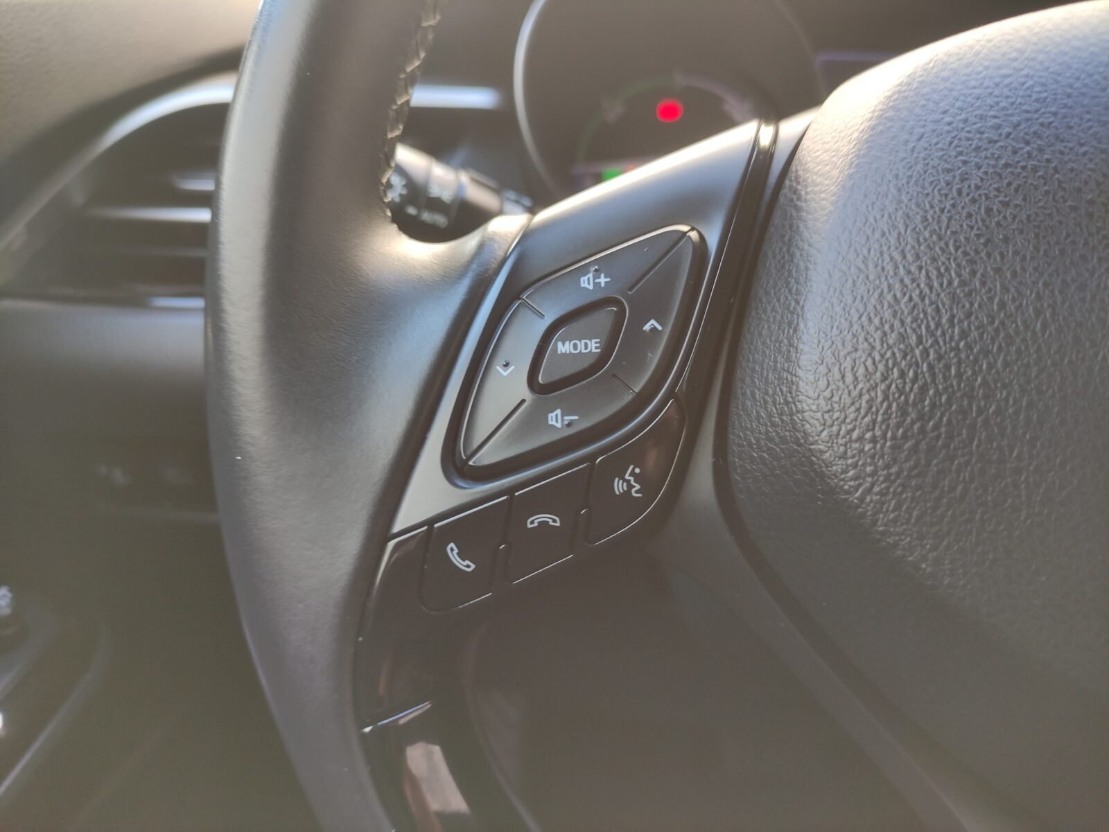 TOYOTA C-HR Advance