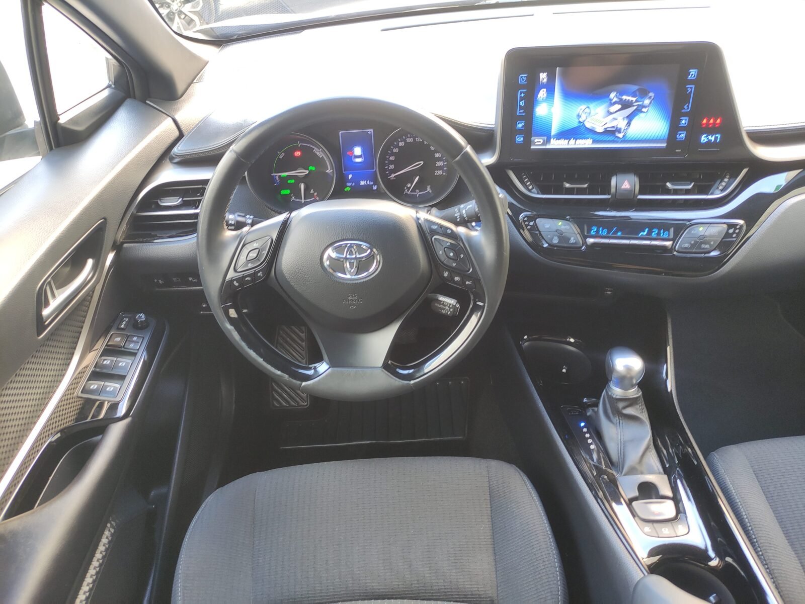 TOYOTA C-HR Advance