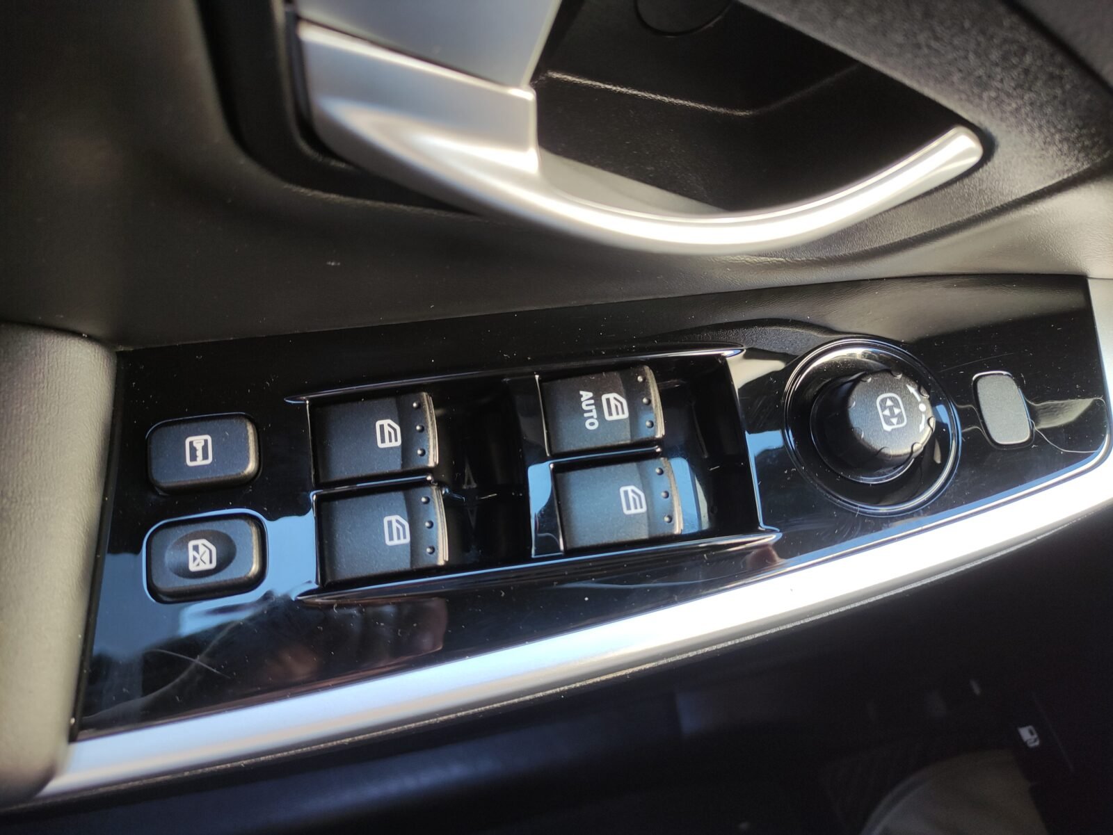 SSANGYONG D20T Limited Auto 4x2