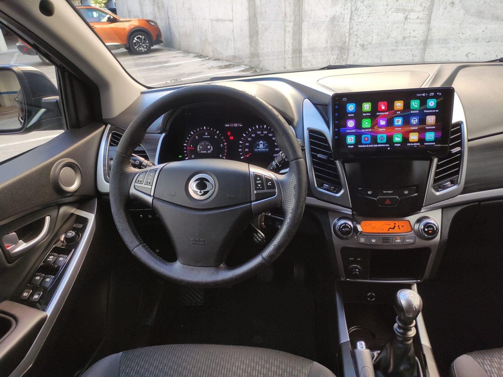 SSANGYONG D20T Limited Auto 4x2