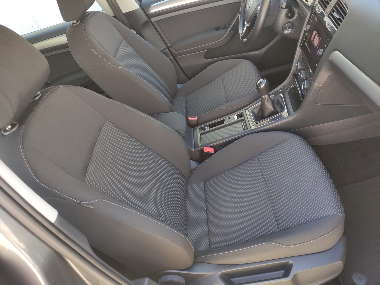 VOLKSWAGEN GOLF Last Edition 