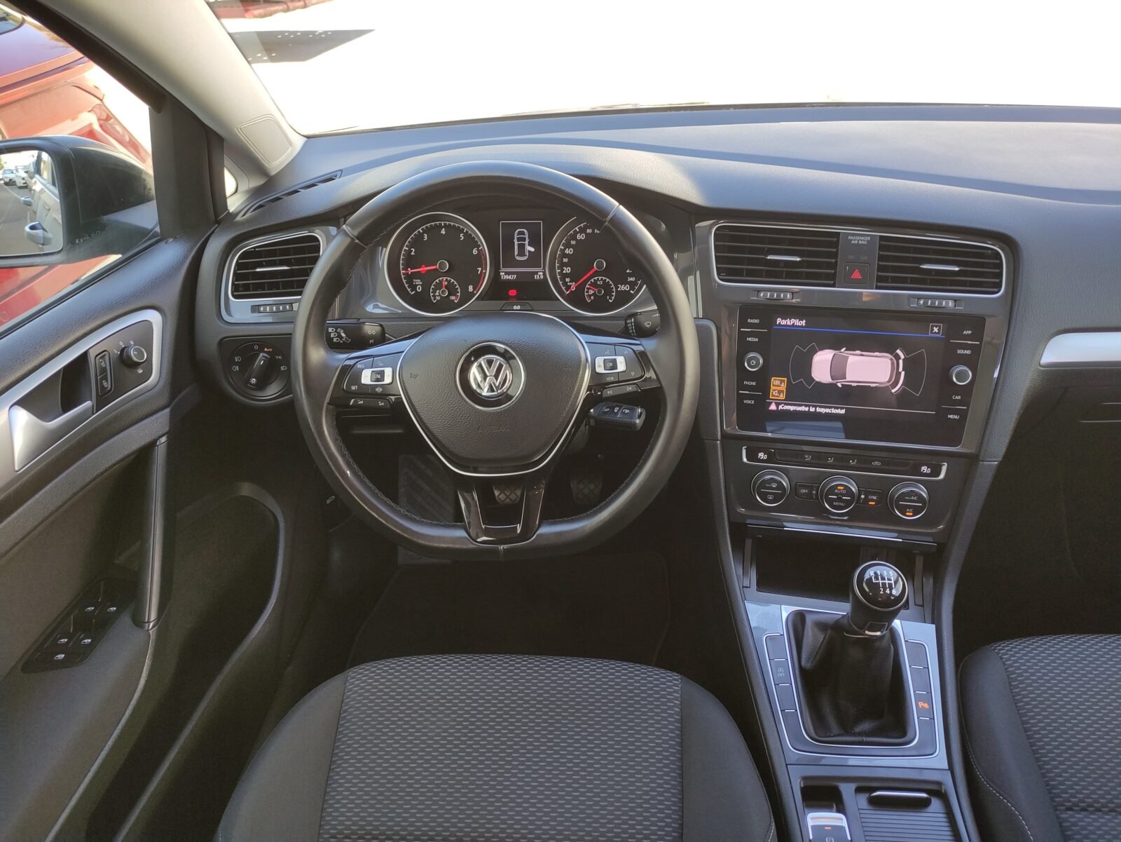 VOLKSWAGEN GOLF Last Edition 