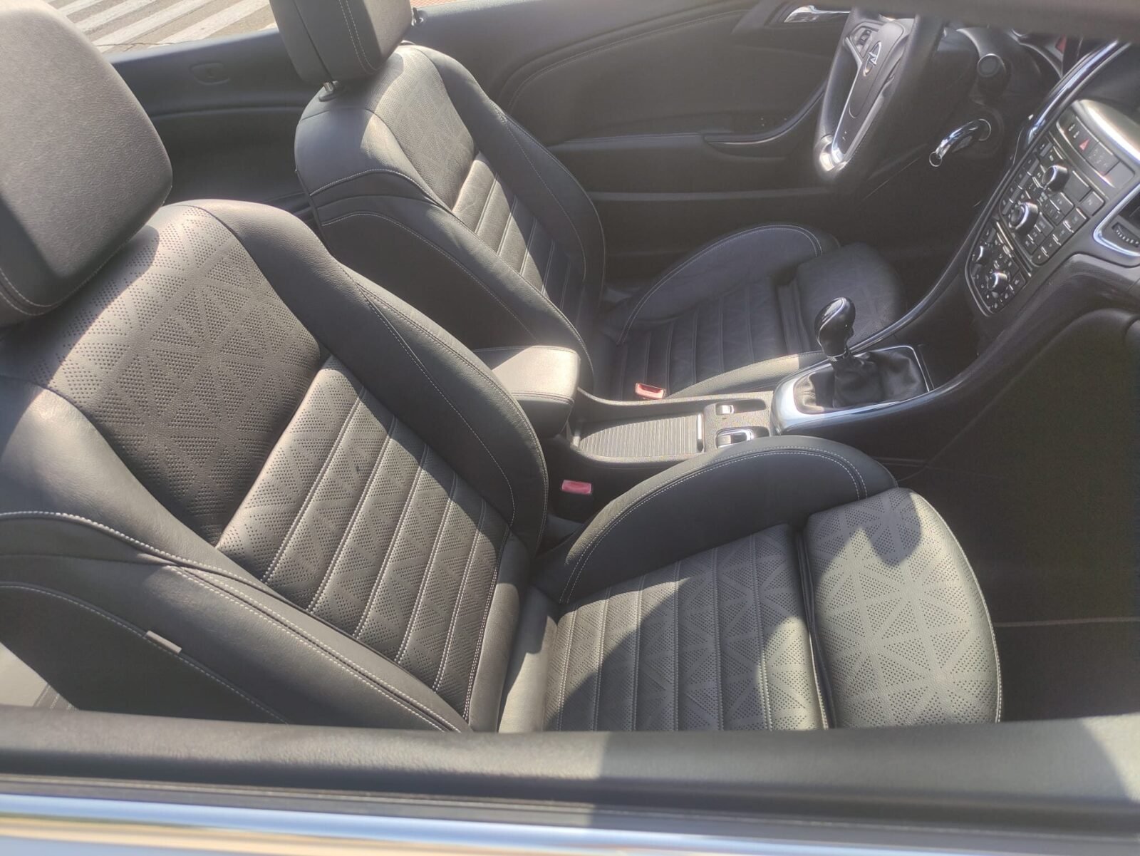 OPEL Cascada Cabrio 1.6 T SS Ecellence 