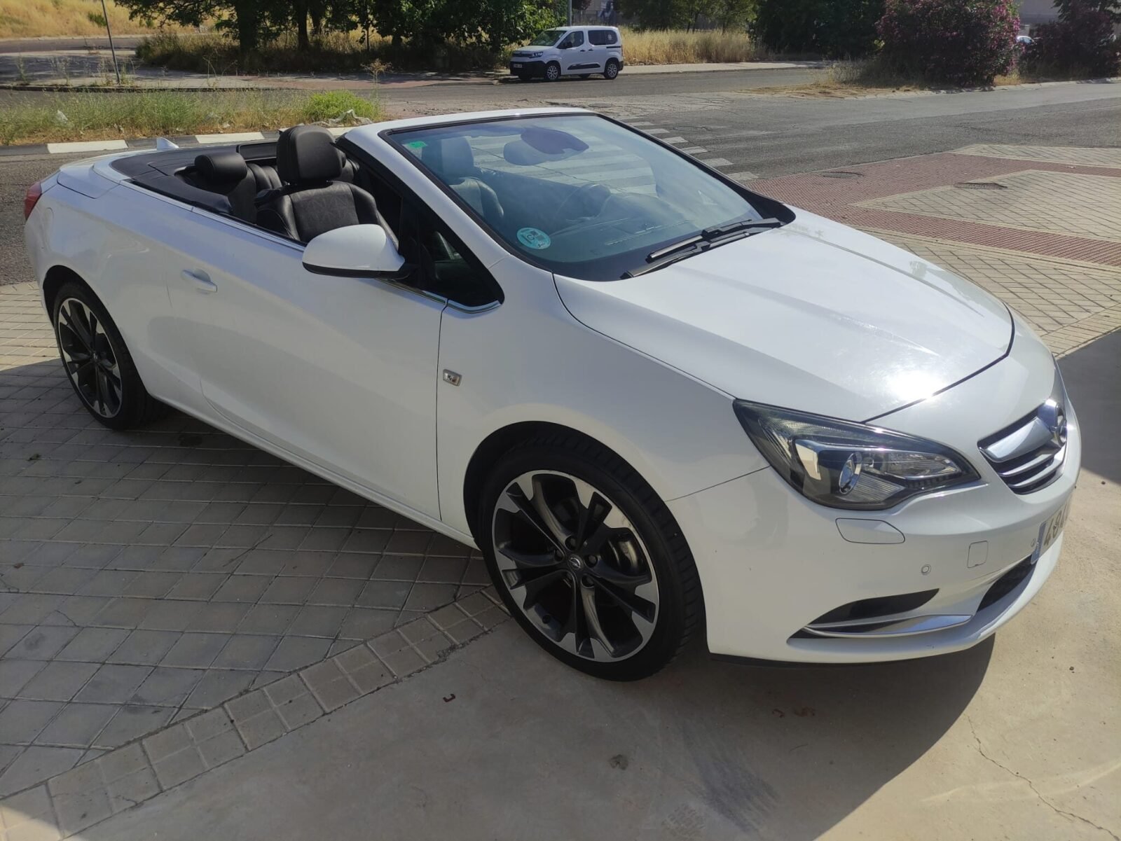 OPEL Cascada Cabrio 1.6 T SS Ecellence 