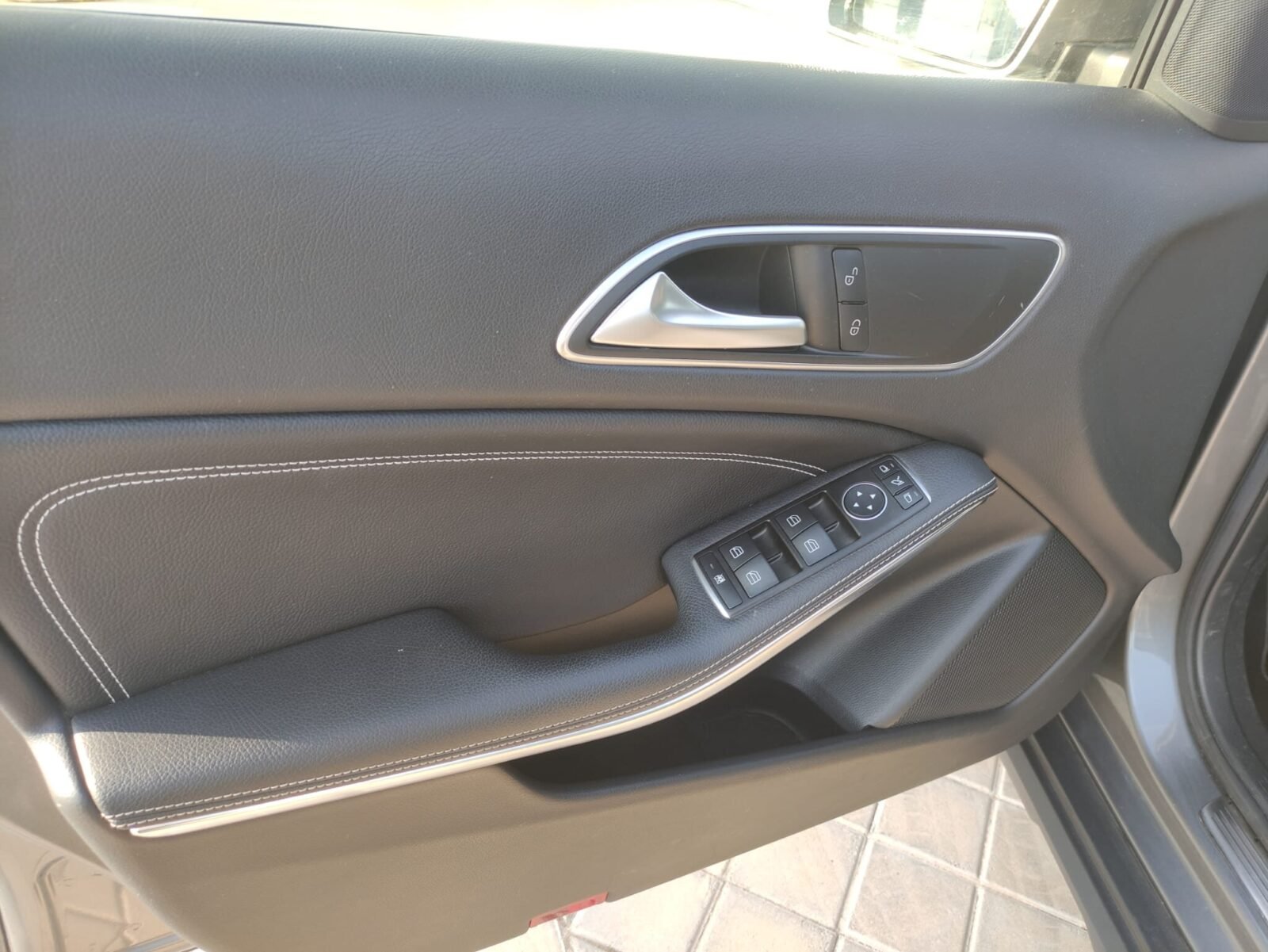 MERCEDES-BENZ CLA GLA 200d Urban