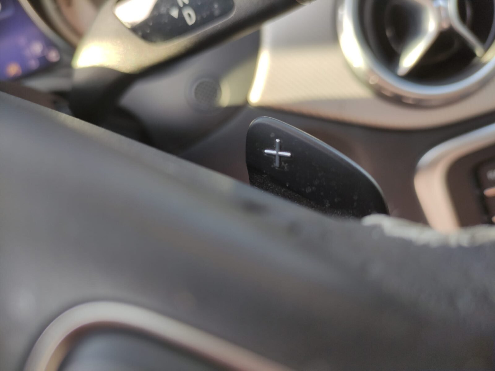 MERCEDES-BENZ CLA GLA 200d Urban