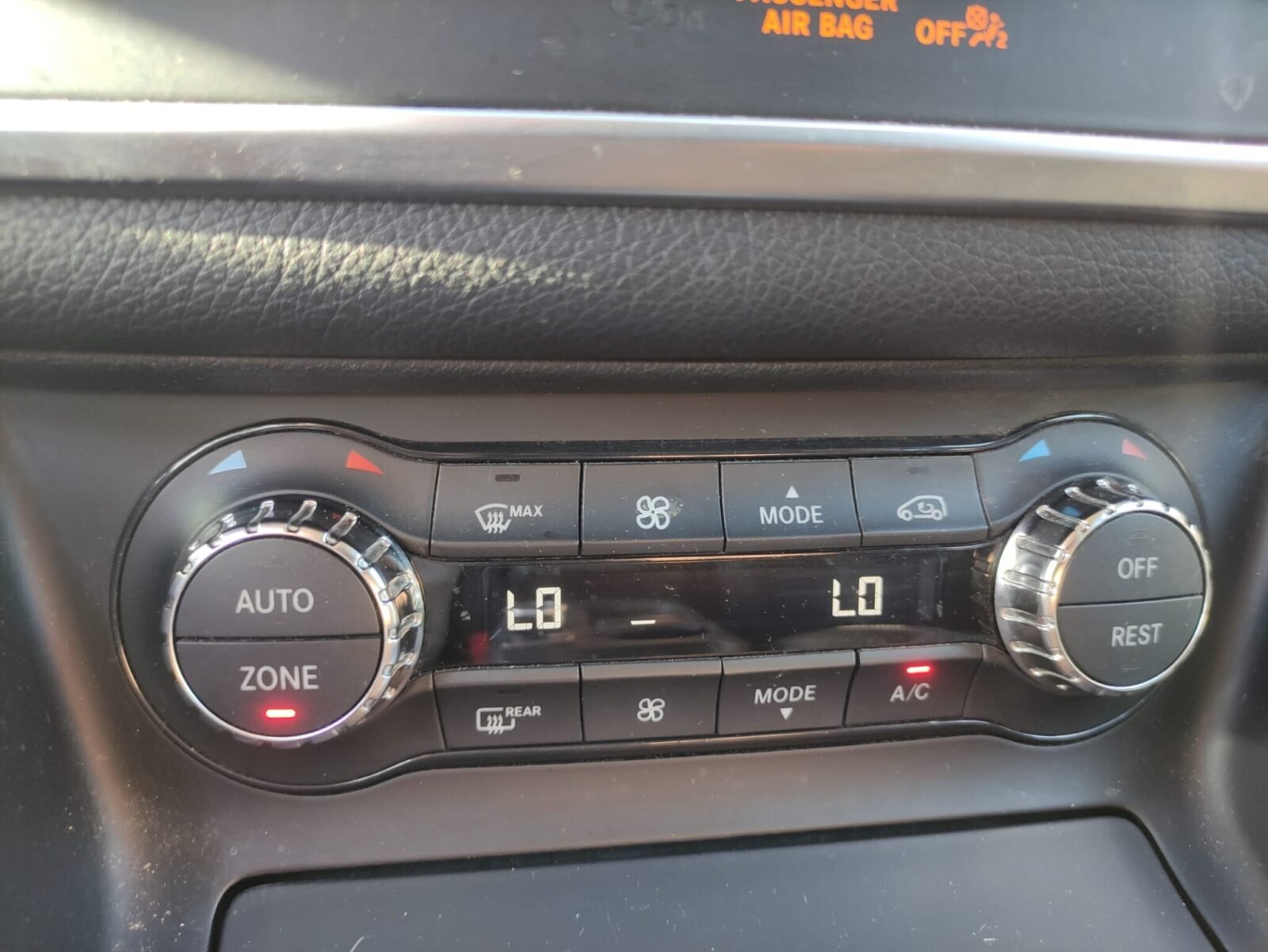 MERCEDES-BENZ CLA GLA 200d Urban