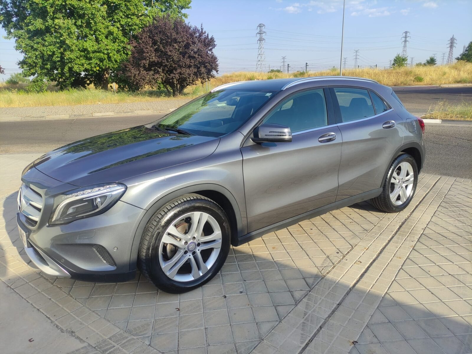 MERCEDES-BENZ CLA GLA 200d Urban
