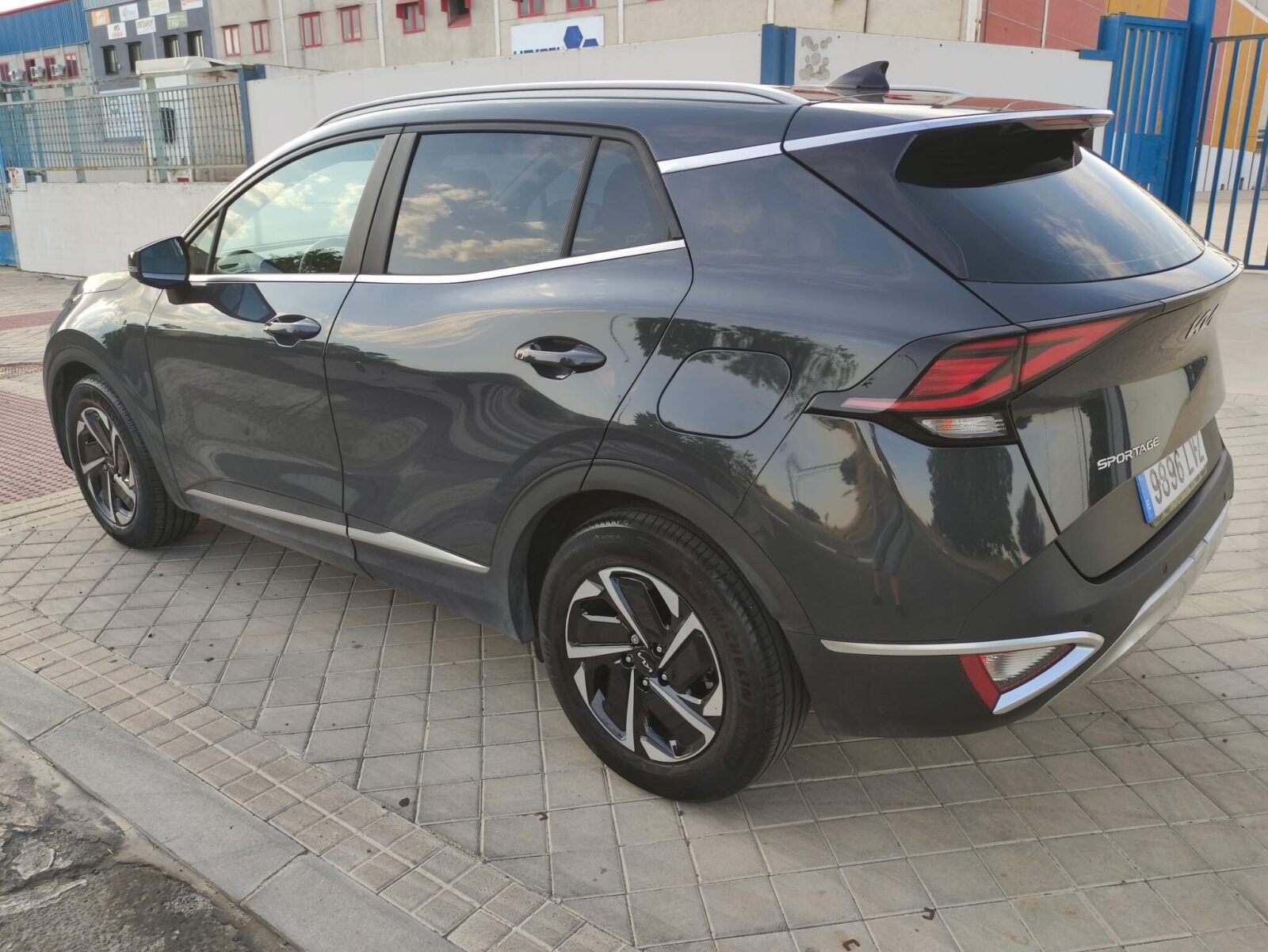 KIA SPORTAGE 1.6 TGDI MHEV Tech 4x2