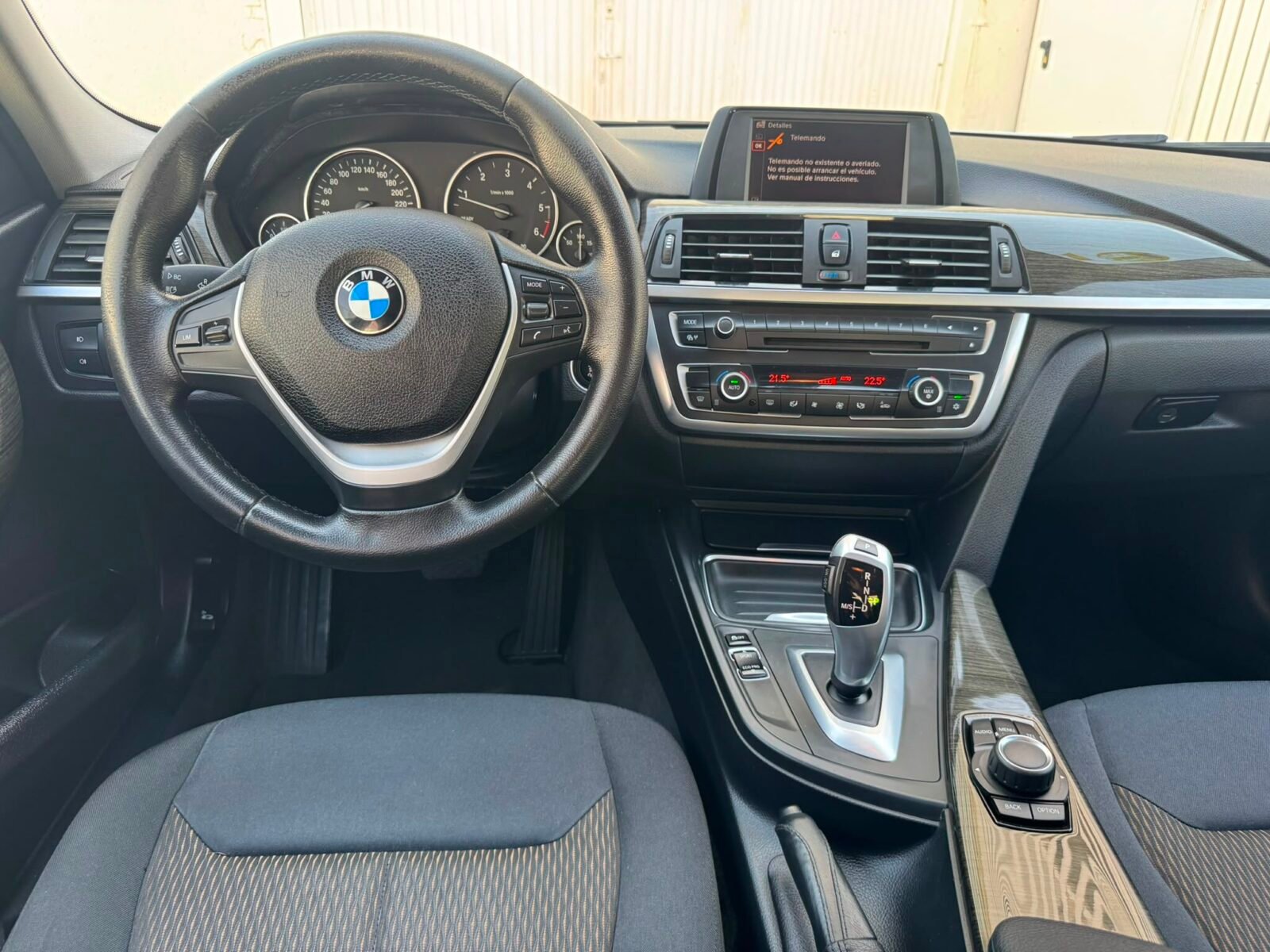 BMW Serie 3 318d luxury