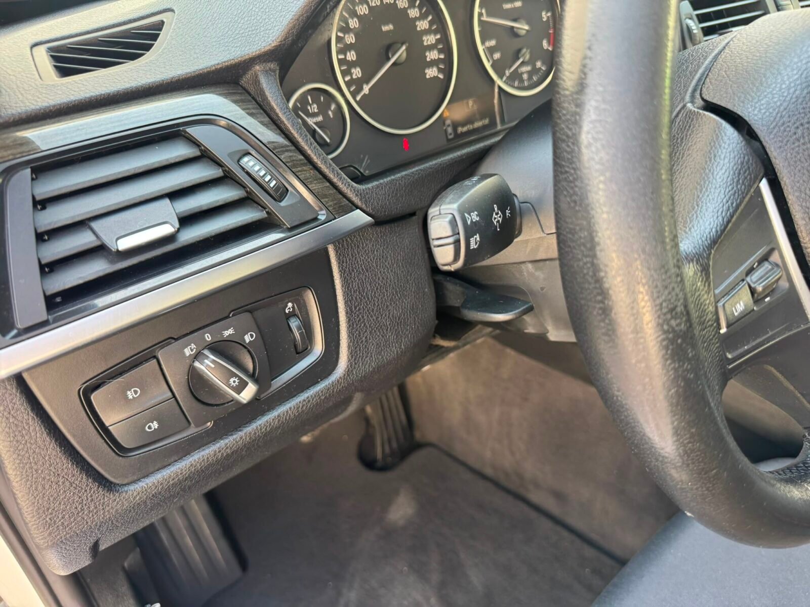 BMW Serie 3 318d luxury