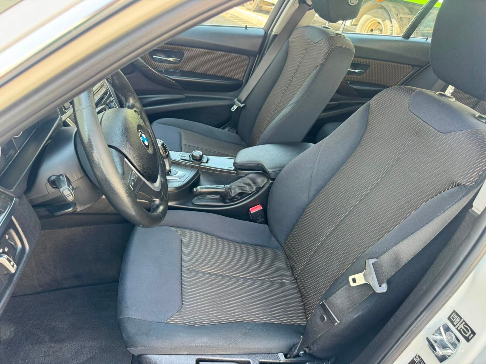 BMW Serie 3 318d luxury