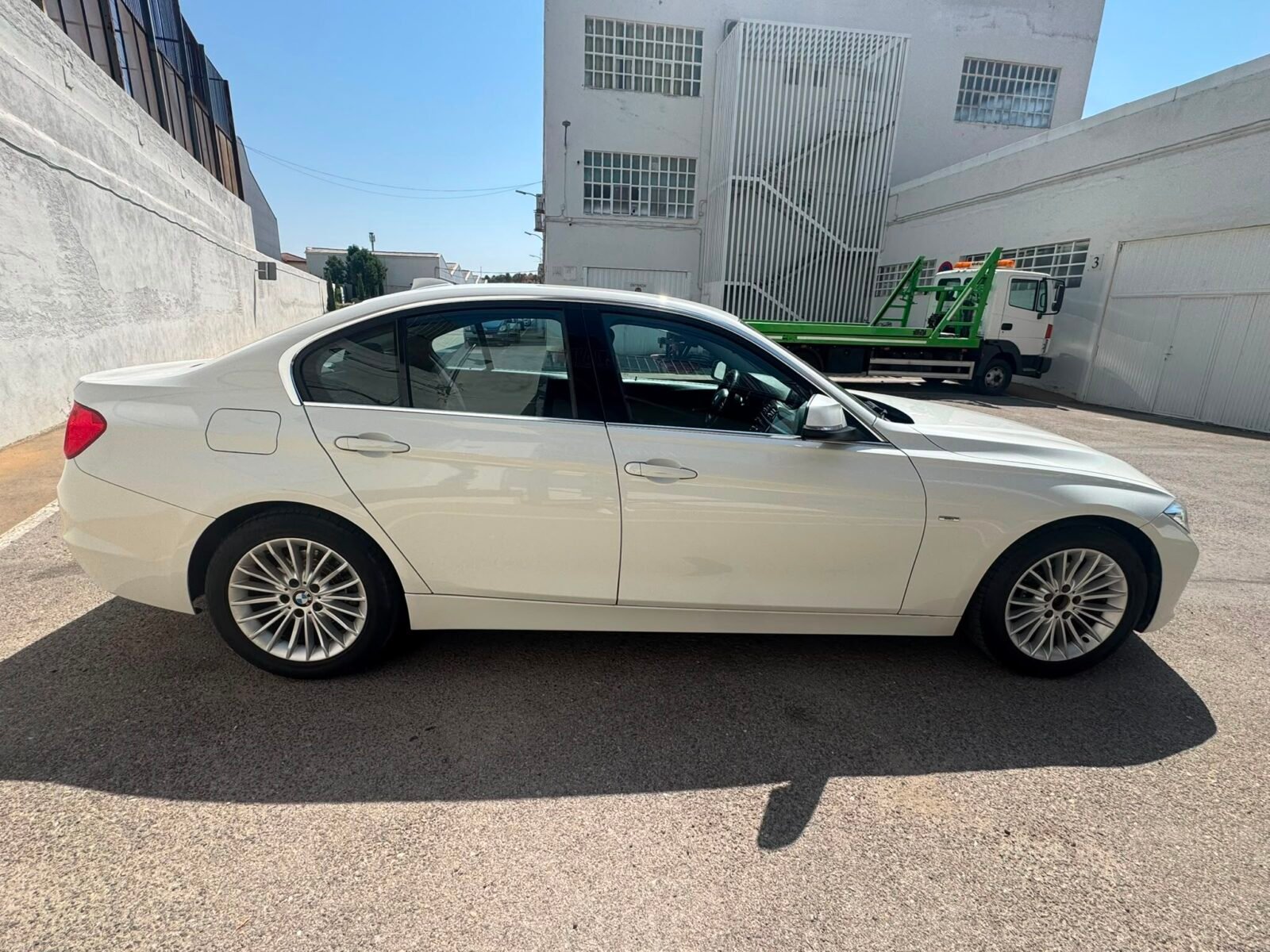 BMW Serie 3 318d luxury