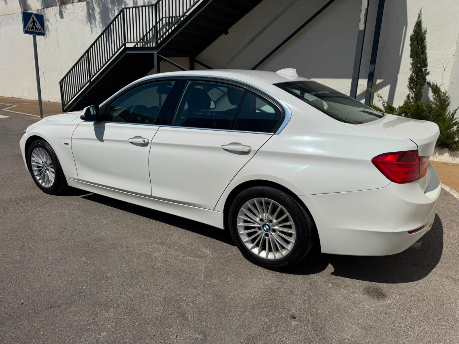 BMW Serie 3 318d luxury