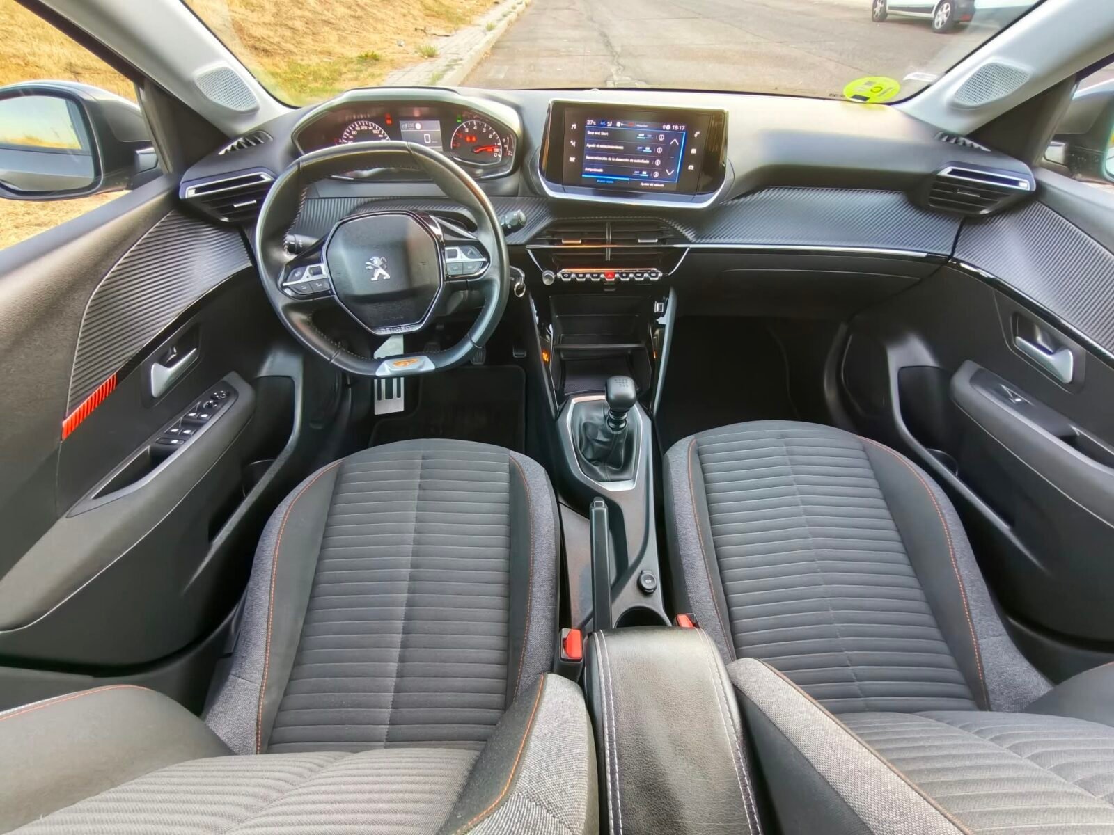 PEUGEOT BlueHDI GT Line
