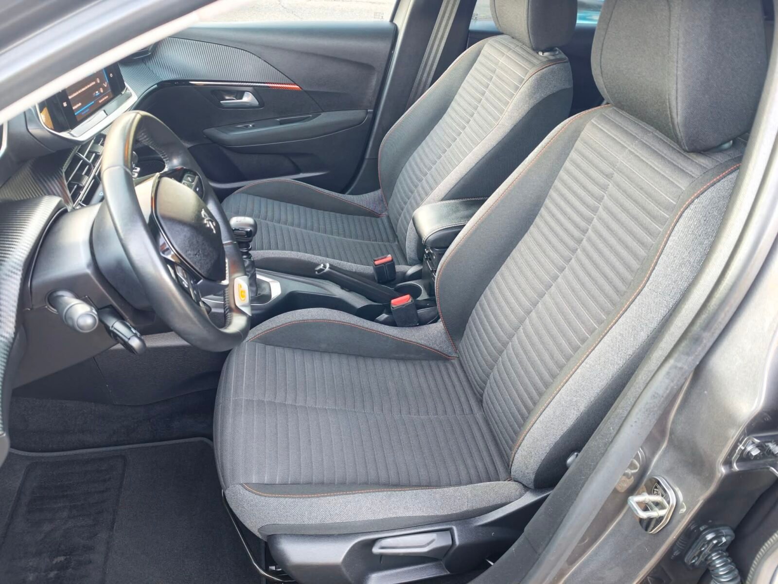 PEUGEOT BlueHDI GT Line