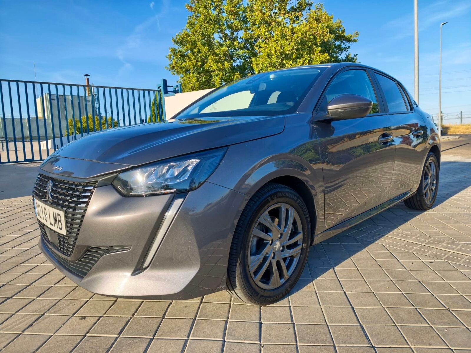 PEUGEOT BlueHDI GT Line